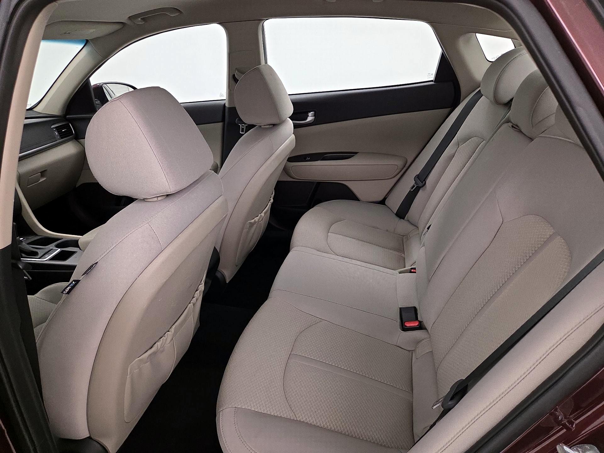 Thumbnail: 2016 Kia Optima - 19