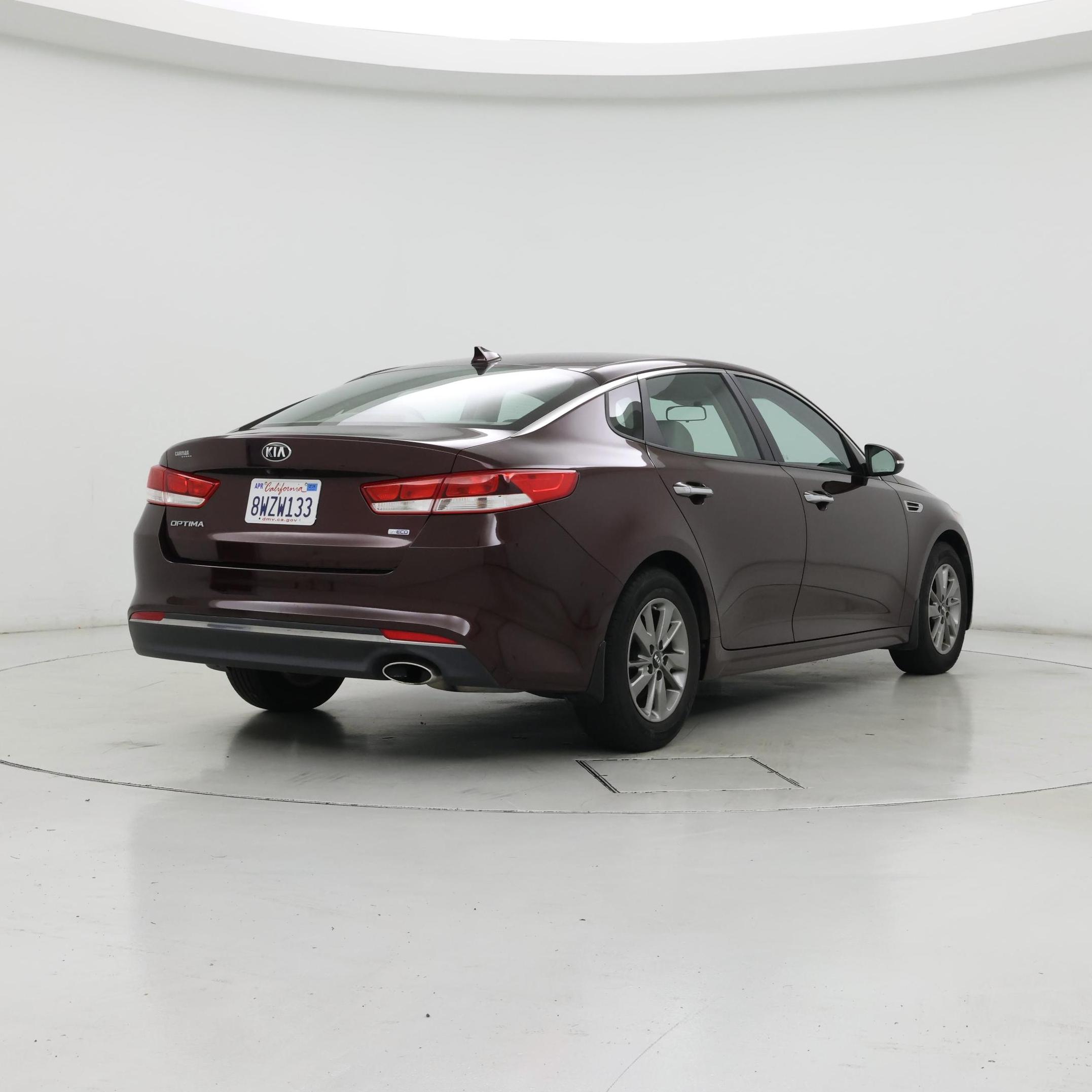 Thumbnail: 2016 Kia Optima - 8