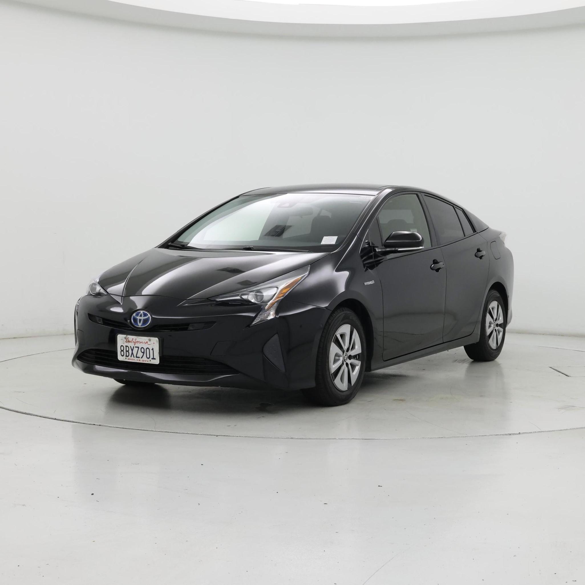 Thumbnail: 2017 Toyota Prius - 4
