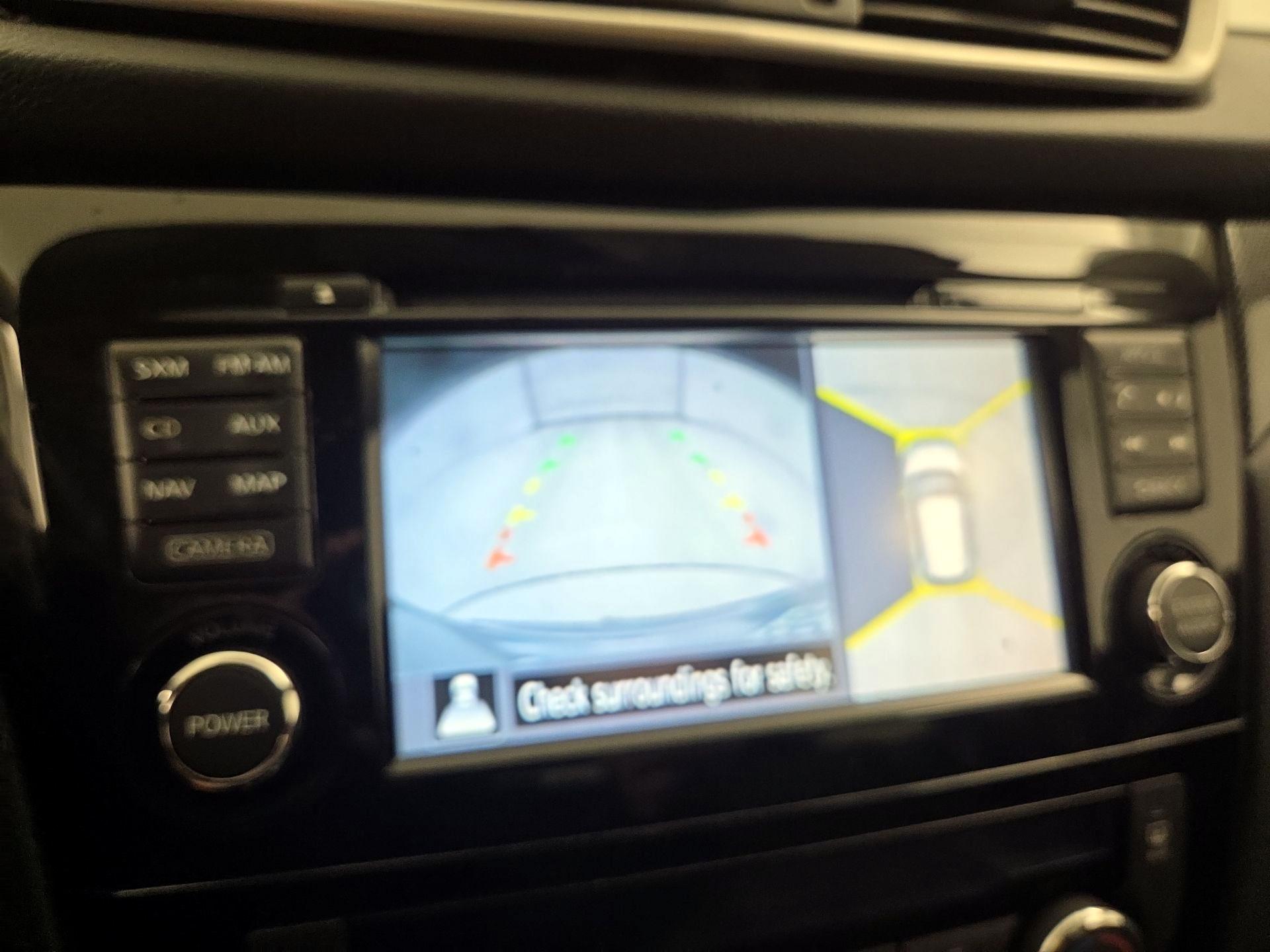 Thumbnail: 2014 Nissan Rogue - 15