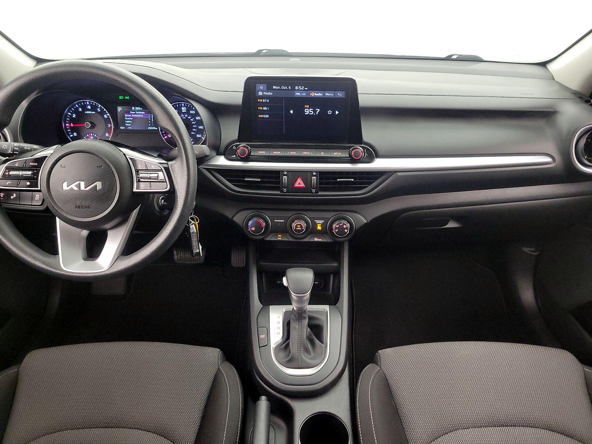 Thumbnail: 2023 Kia Forte - 9