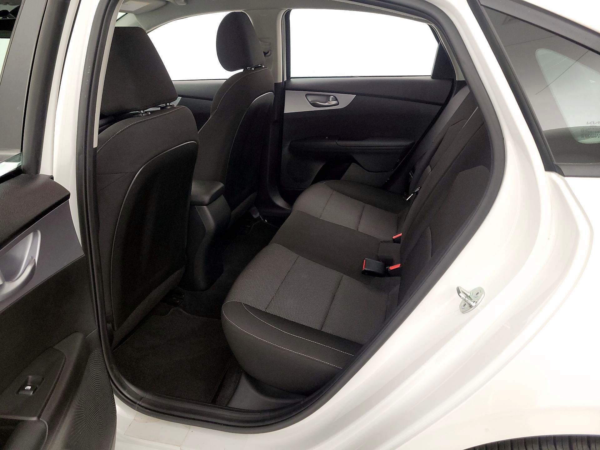 Thumbnail: 2023 Kia Forte - 19
