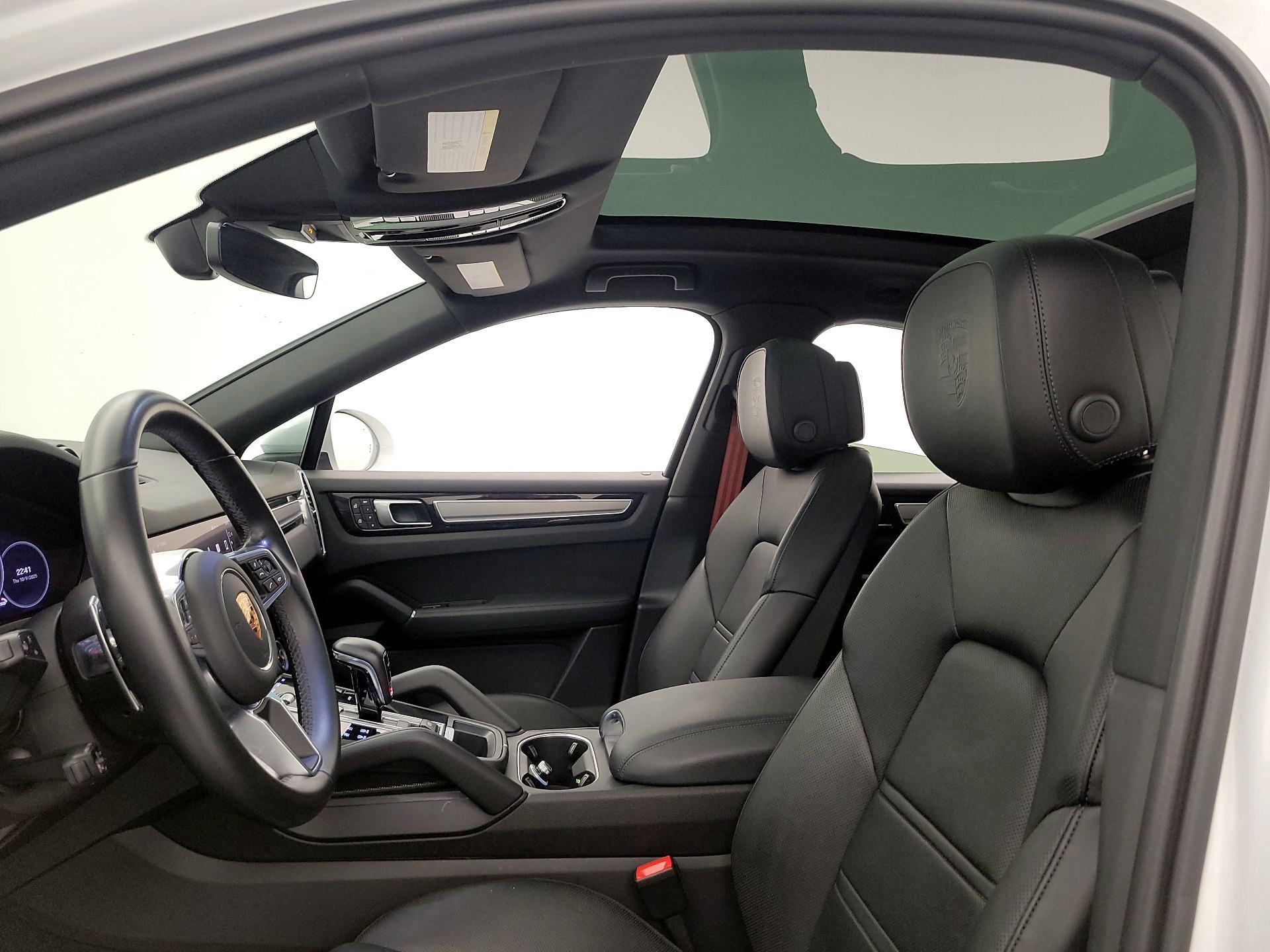 Thumbnail: 2023 Porsche Cayenne - 20