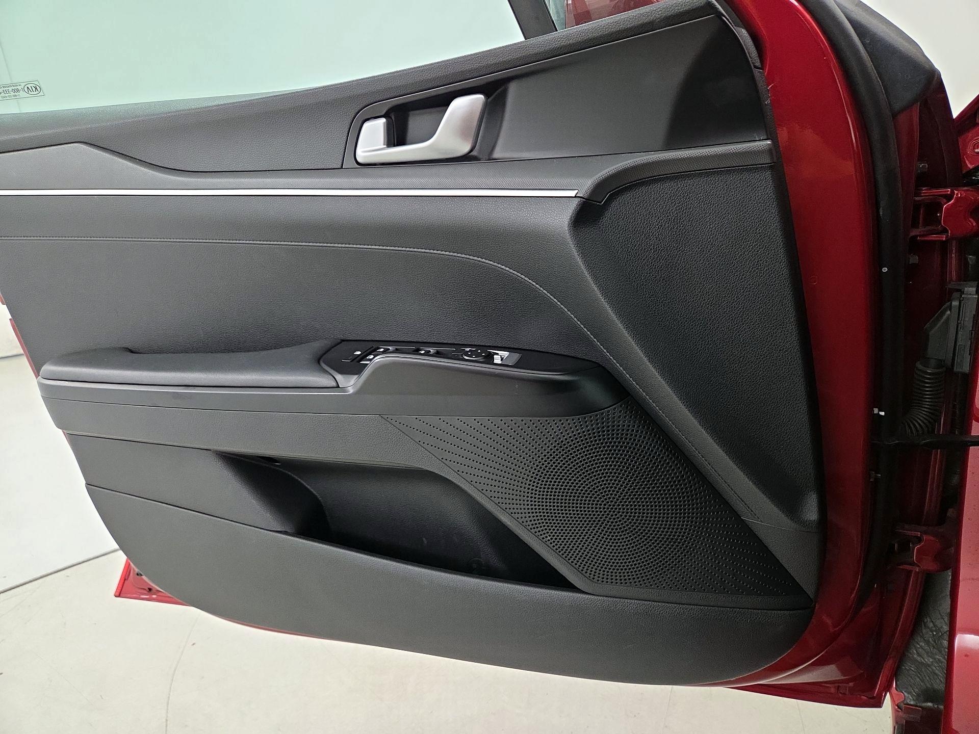 Thumbnail: 2021 Kia K5 - 12