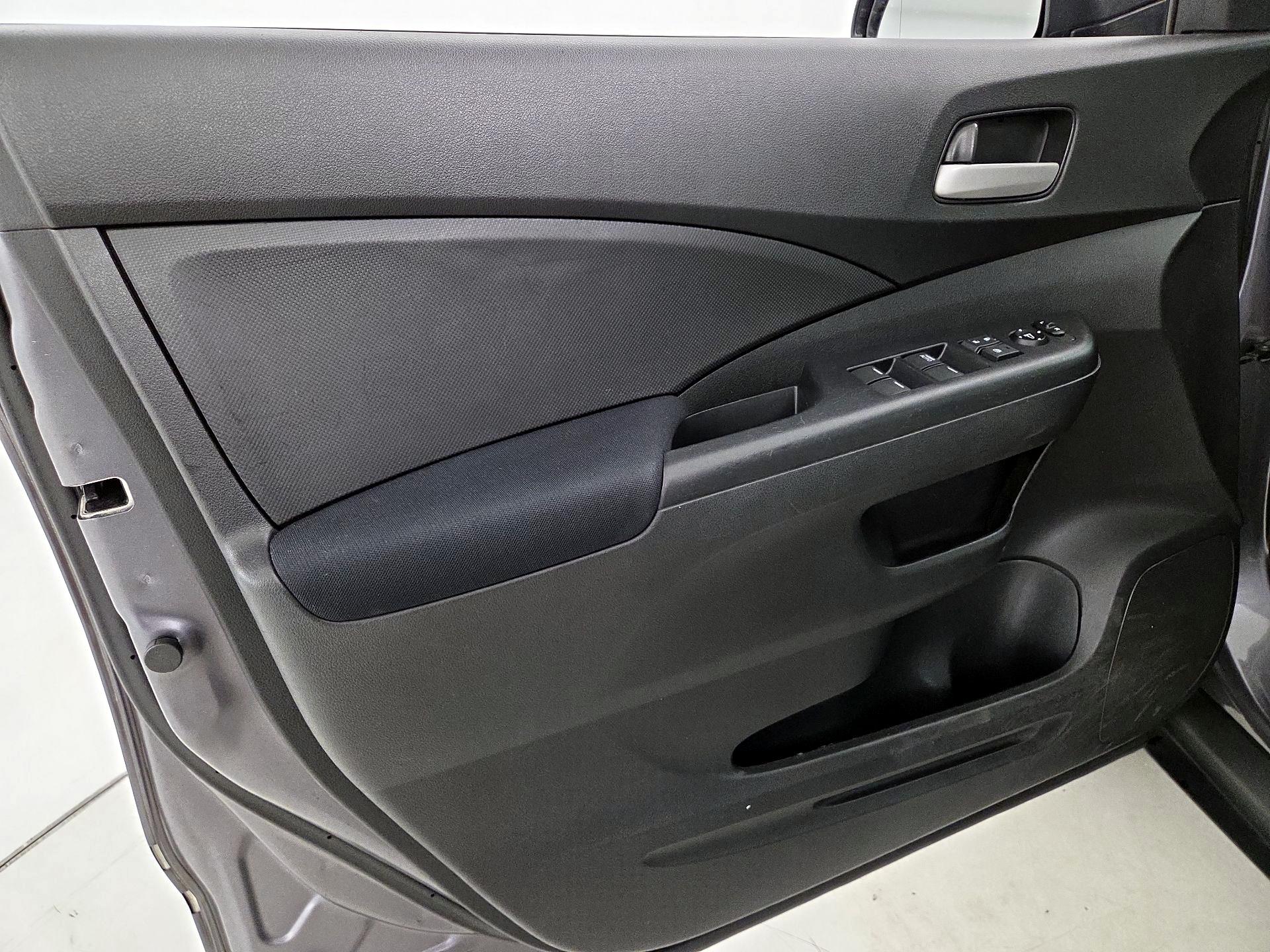 Thumbnail: 2016 Honda CR-V - 12