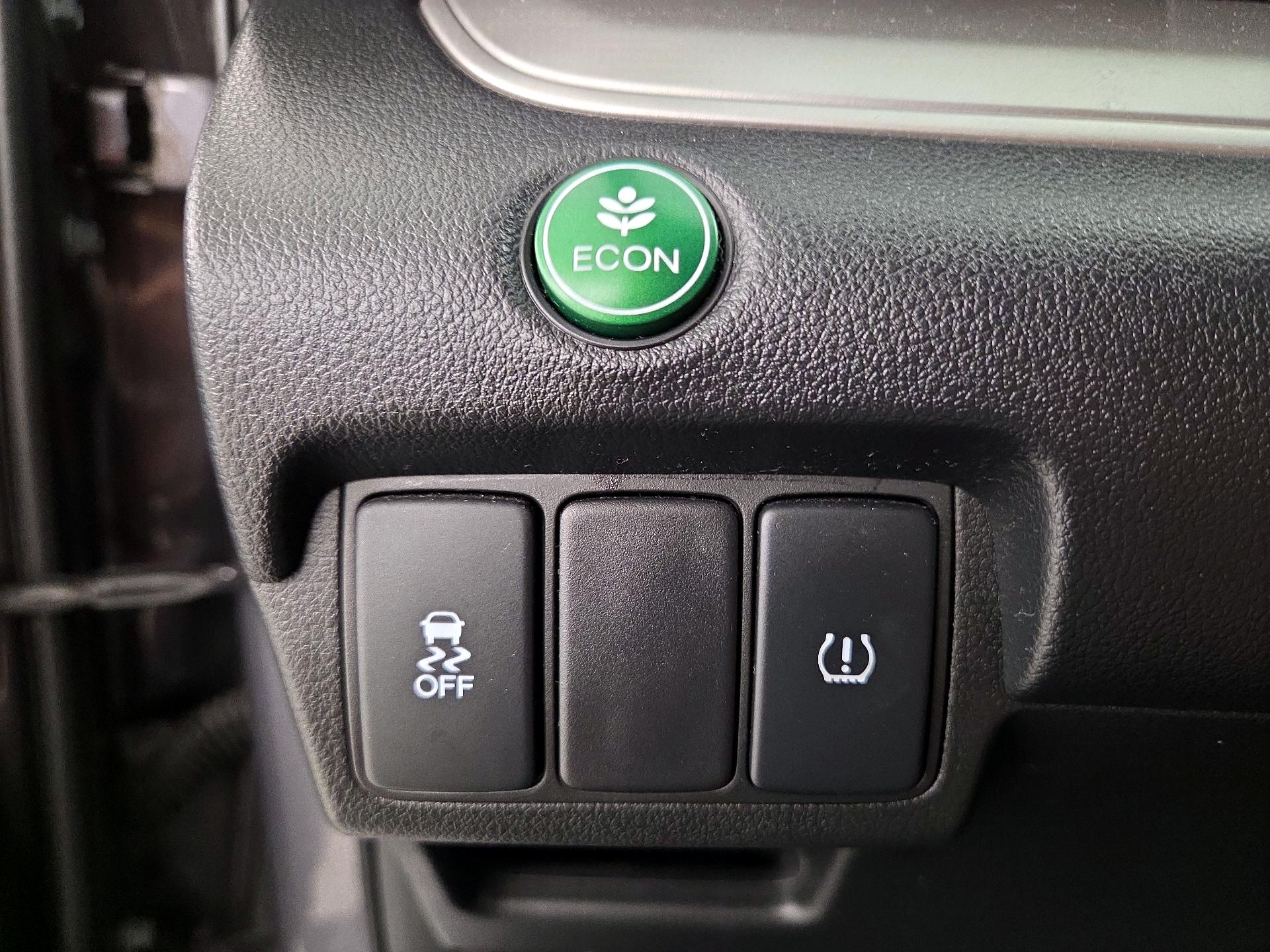 Thumbnail: 2016 Honda CR-V - 13