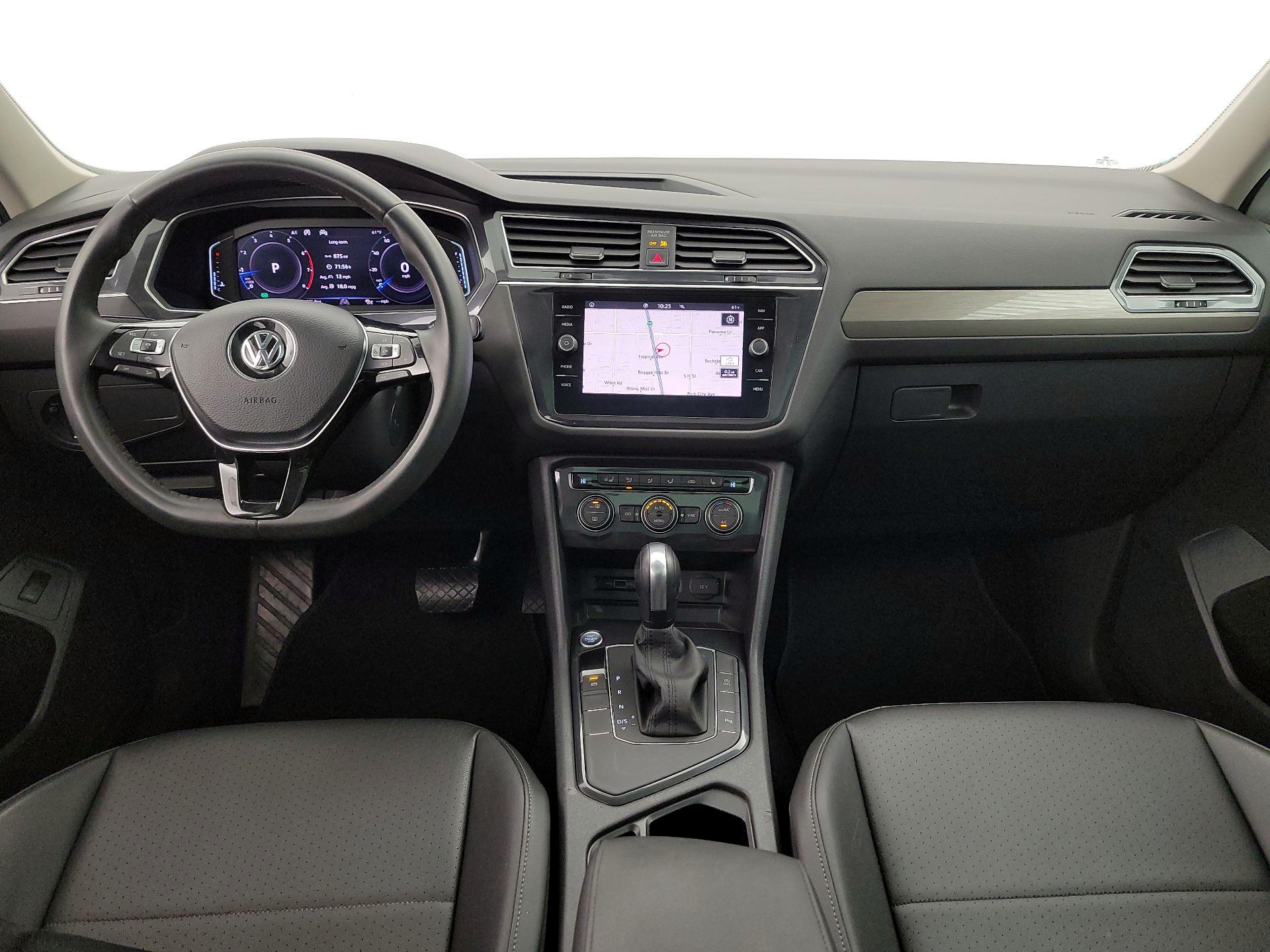 Thumbnail: 2020 Volkswagen Tiguan - 9