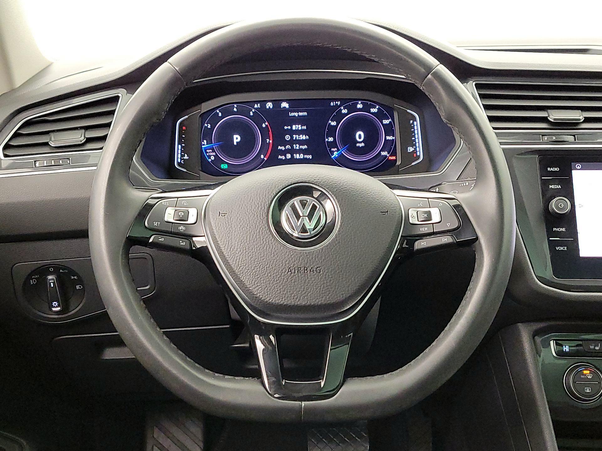 Thumbnail: 2020 Volkswagen Tiguan - 10