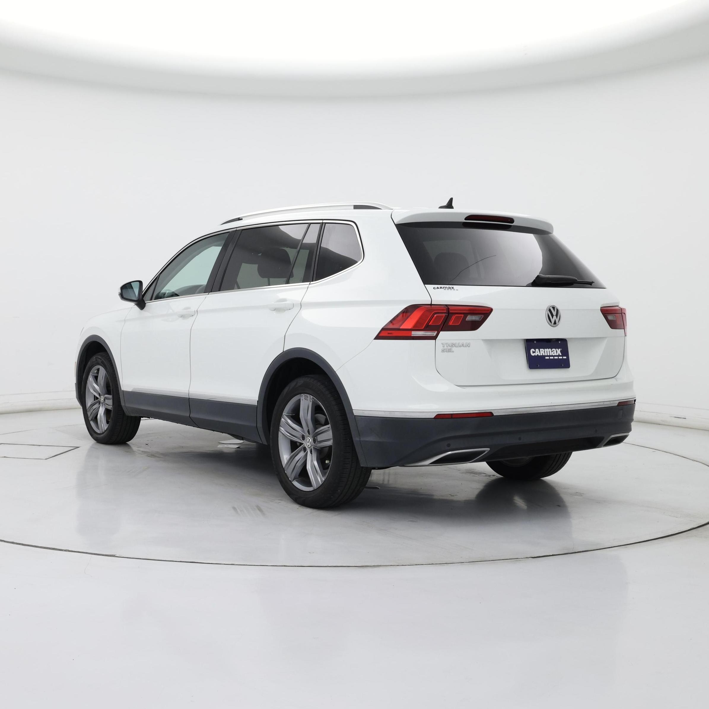 Thumbnail: 2020 Volkswagen Tiguan - 2