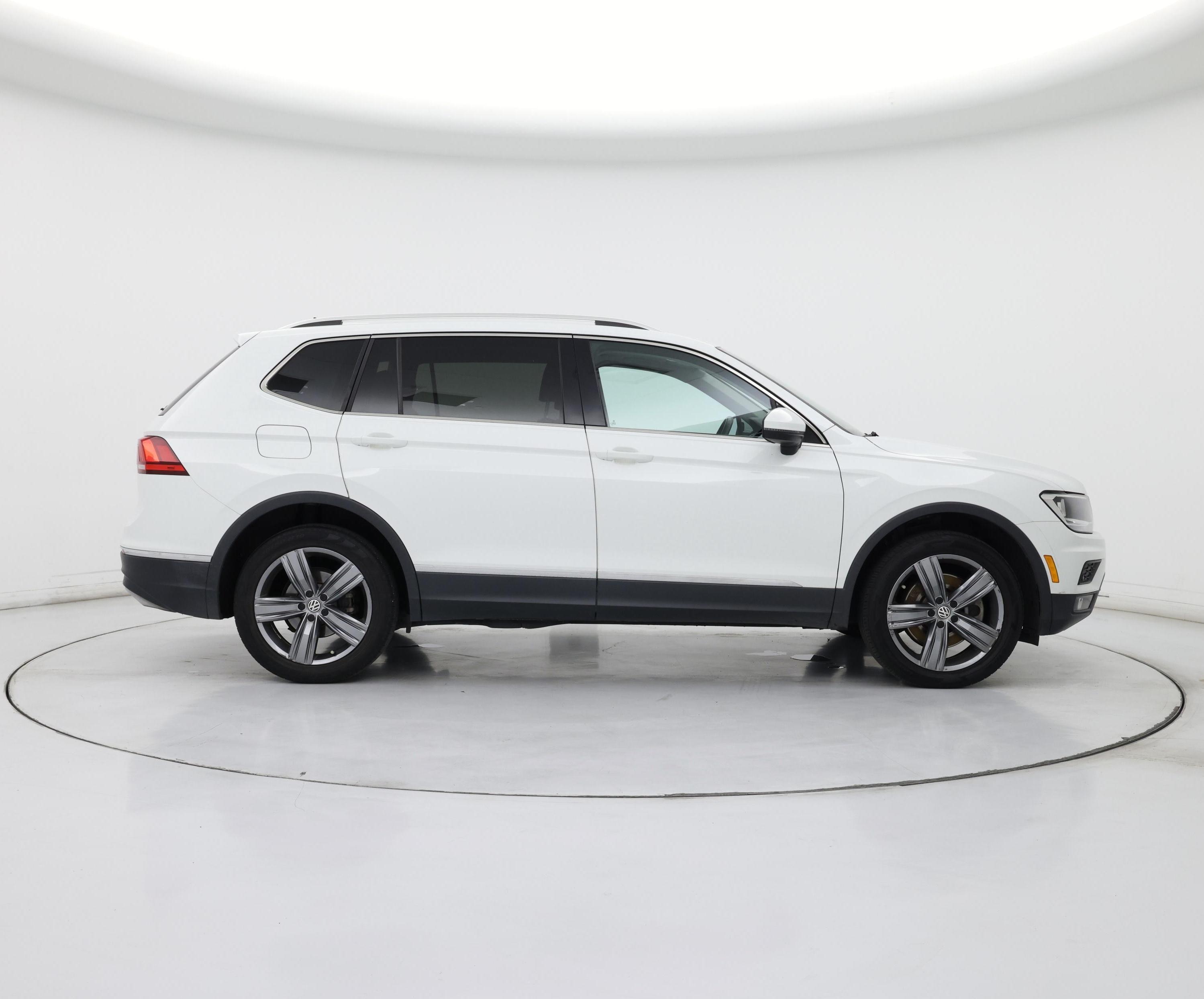 Thumbnail: 2020 Volkswagen Tiguan - 7