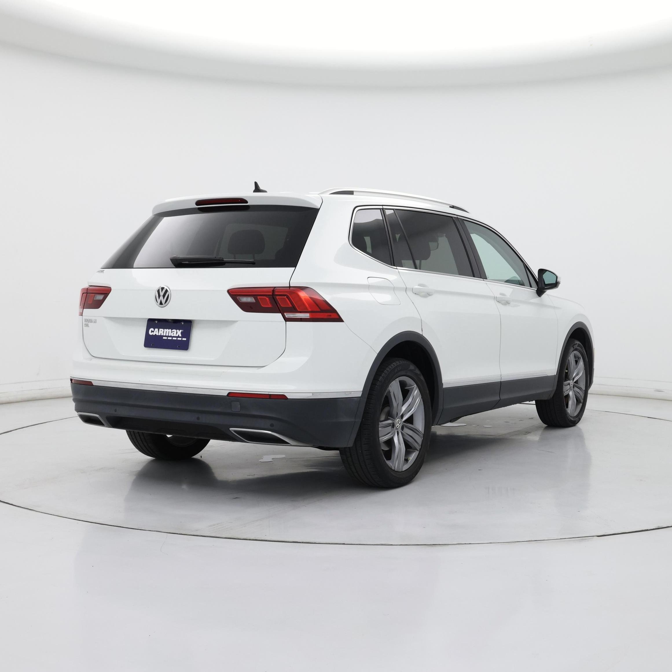 Thumbnail: 2020 Volkswagen Tiguan - 8