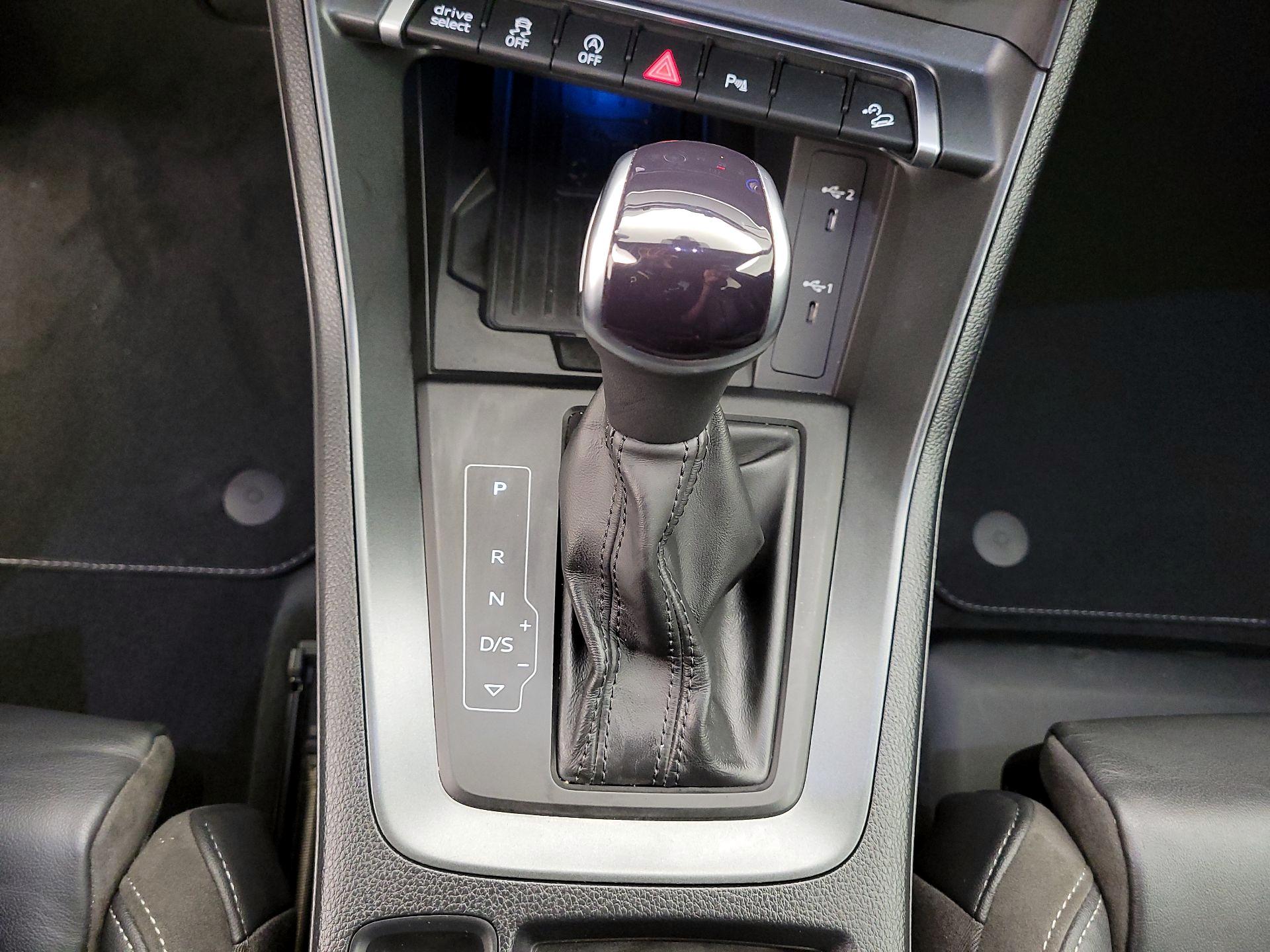 Thumbnail: 2022 Audi Q3 - 17