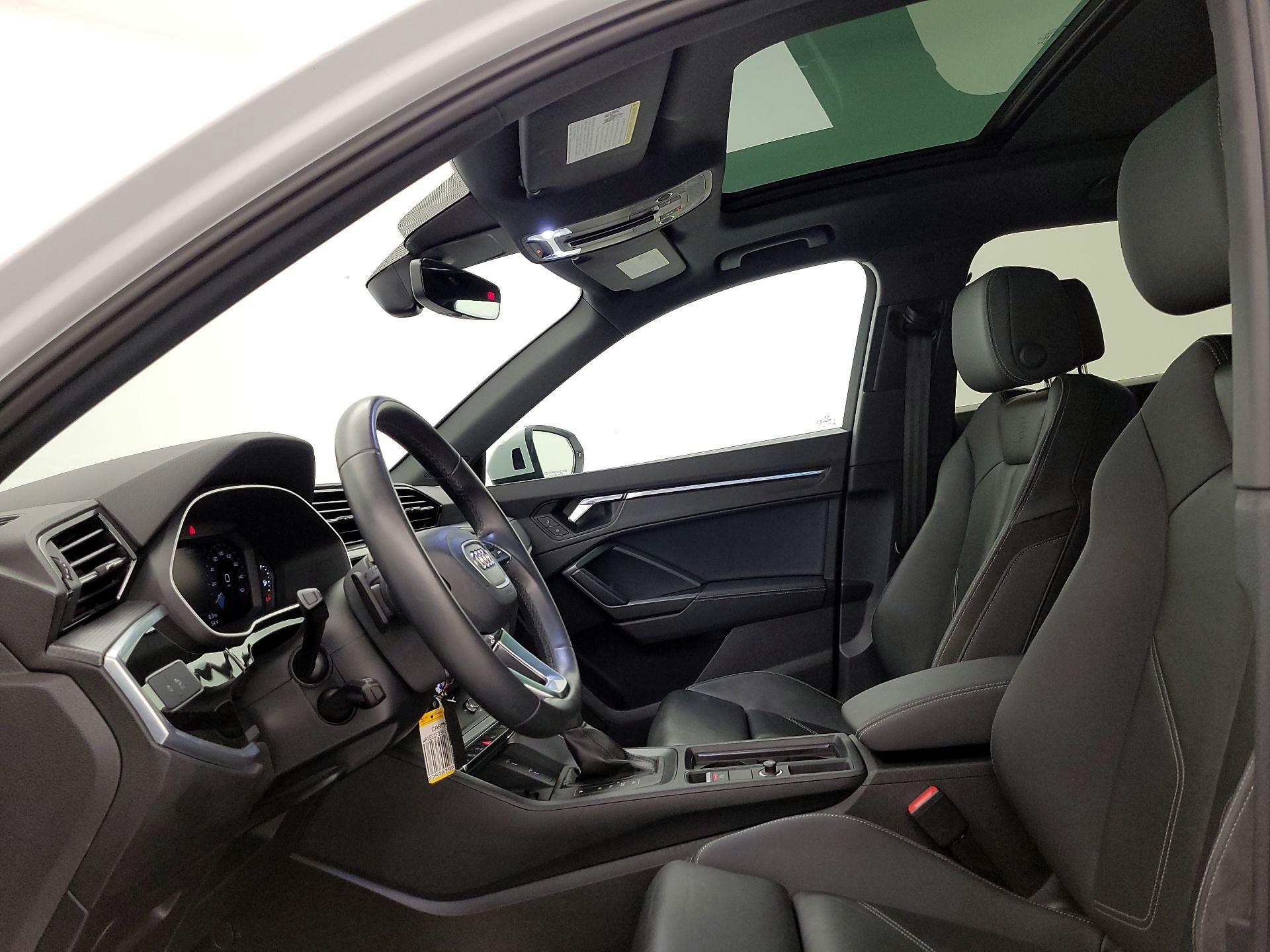 Thumbnail: 2022 Audi Q3 - 19
