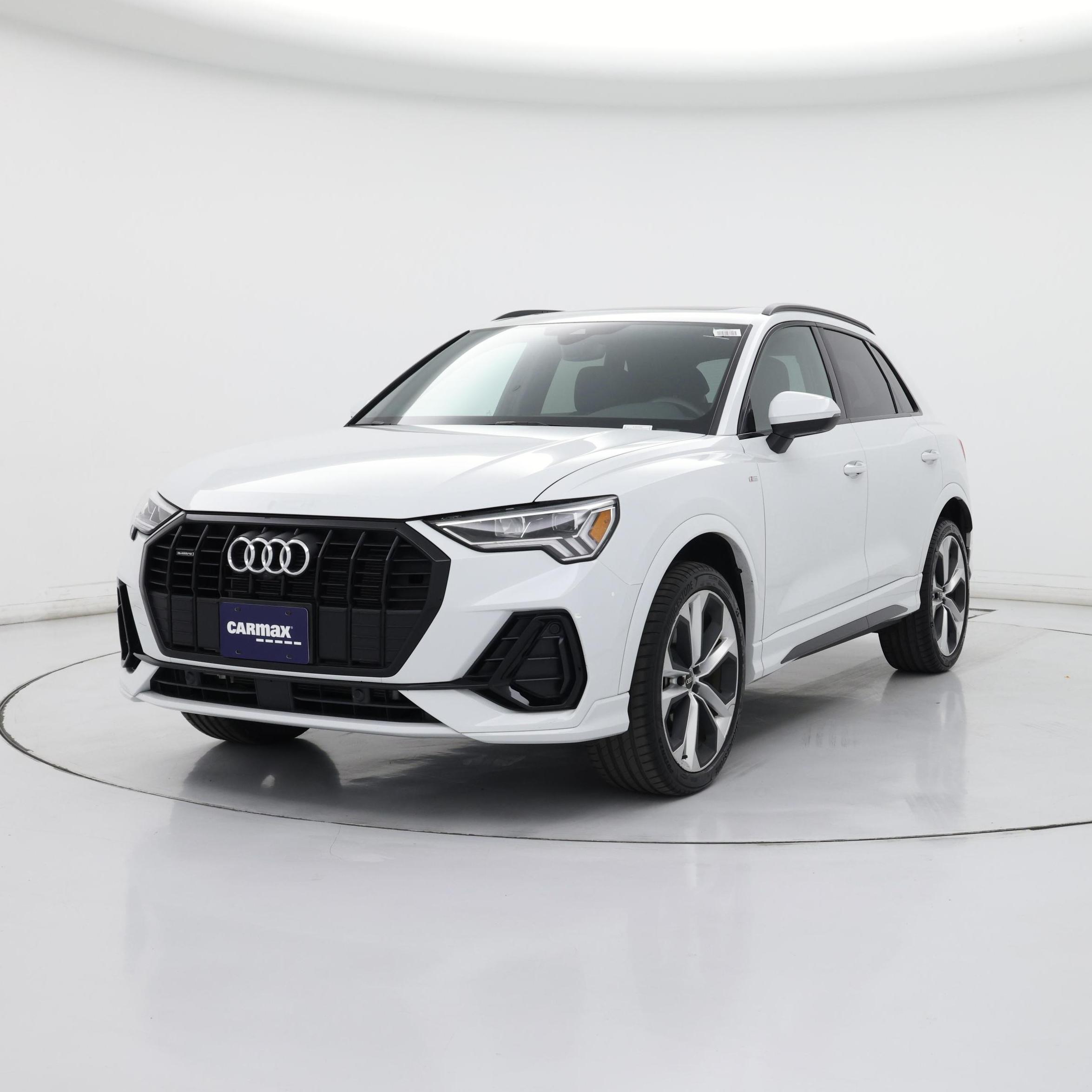 Thumbnail: 2022 Audi Q3 - 4
