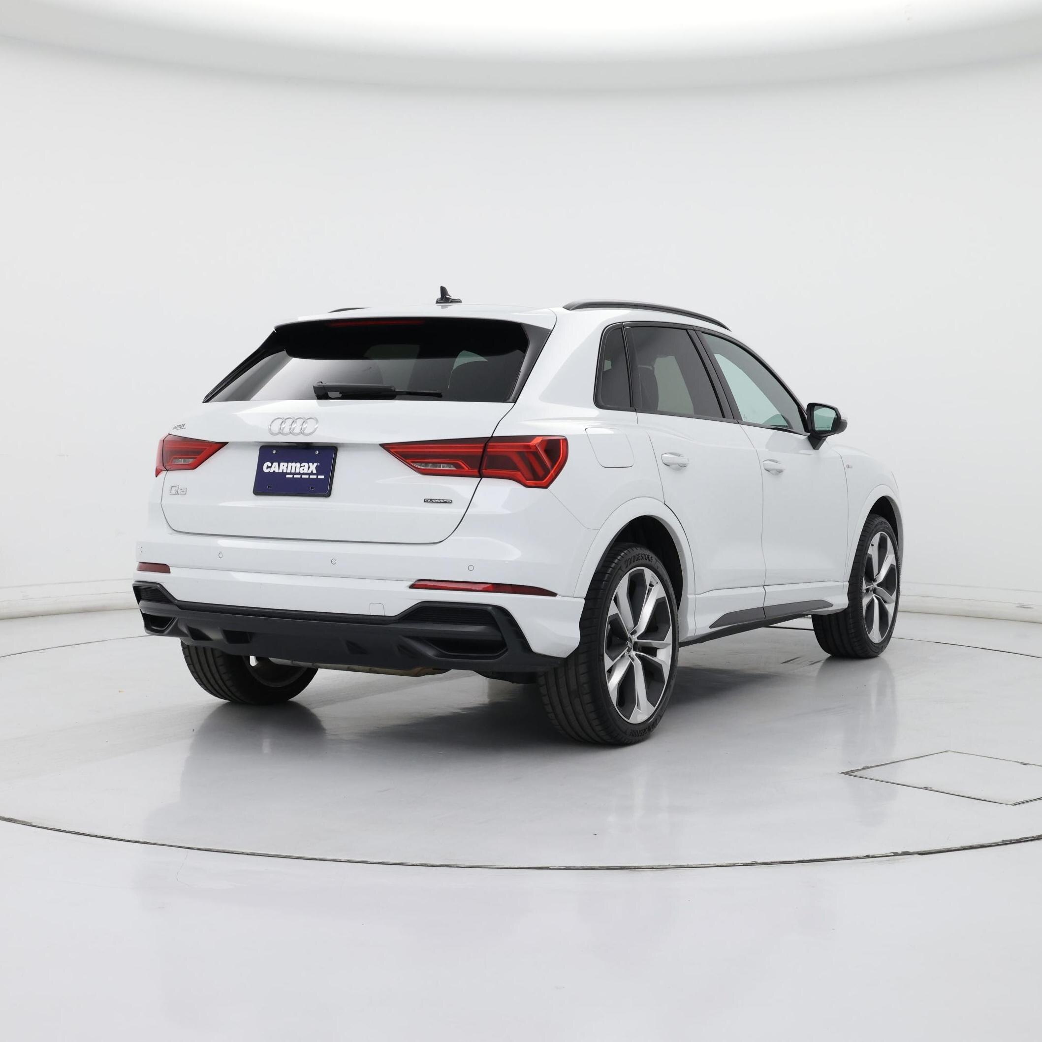 Thumbnail: 2022 Audi Q3 - 8