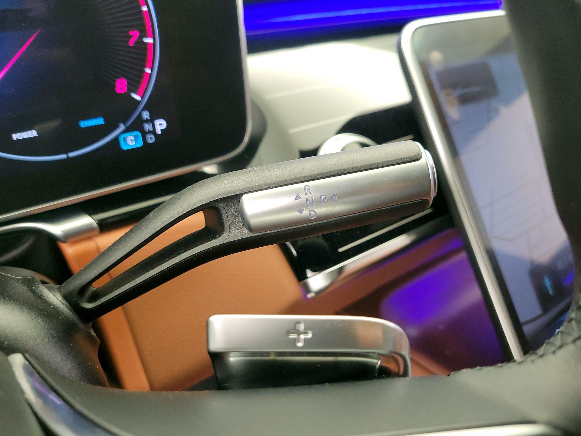 Thumbnail: 2023 Mercedes-Benz S-Class - 18