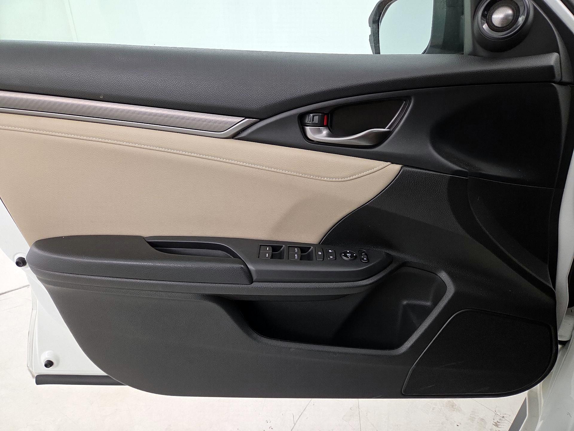 Thumbnail: 2019 Honda Civic - 12