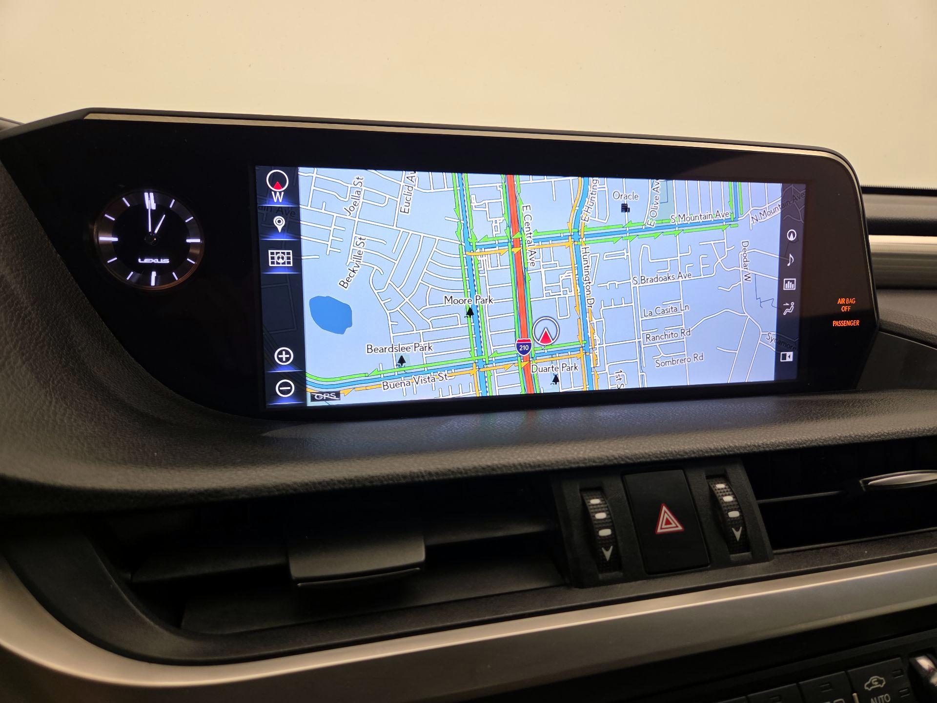 Thumbnail: 2019 Lexus ES - 14