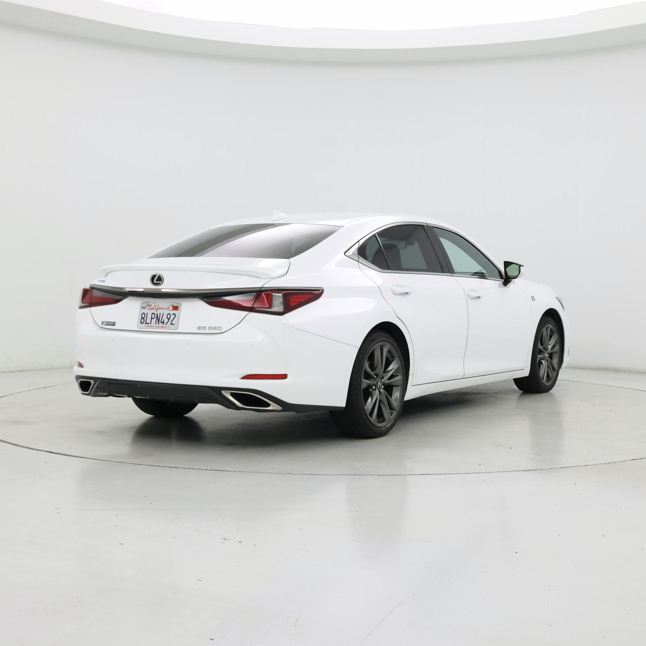 Thumbnail: 2019 Lexus ES - 8