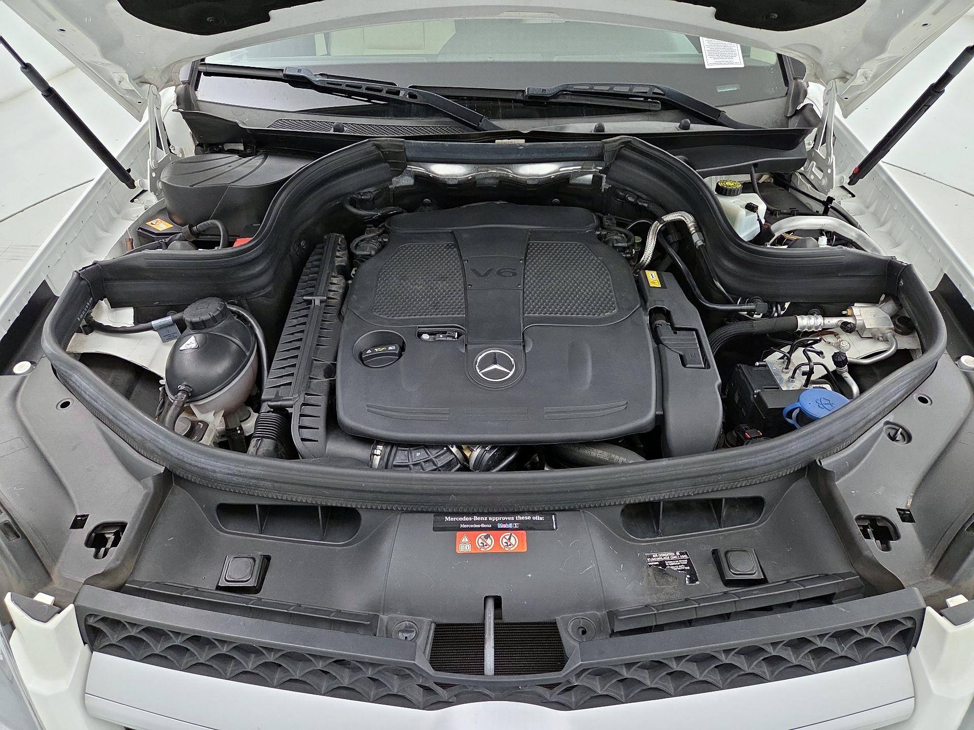 Thumbnail: 2015 Mercedes-Benz GLK - 19