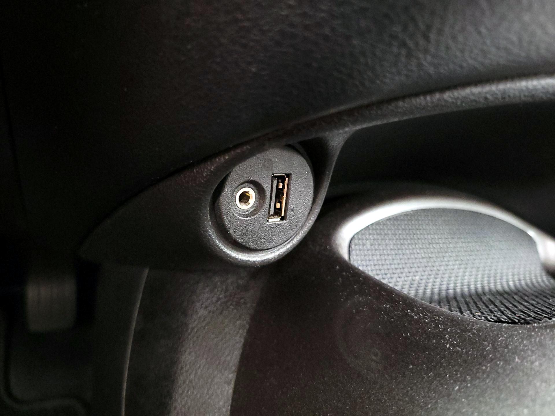 Thumbnail: 2016 Nissan Juke - 18