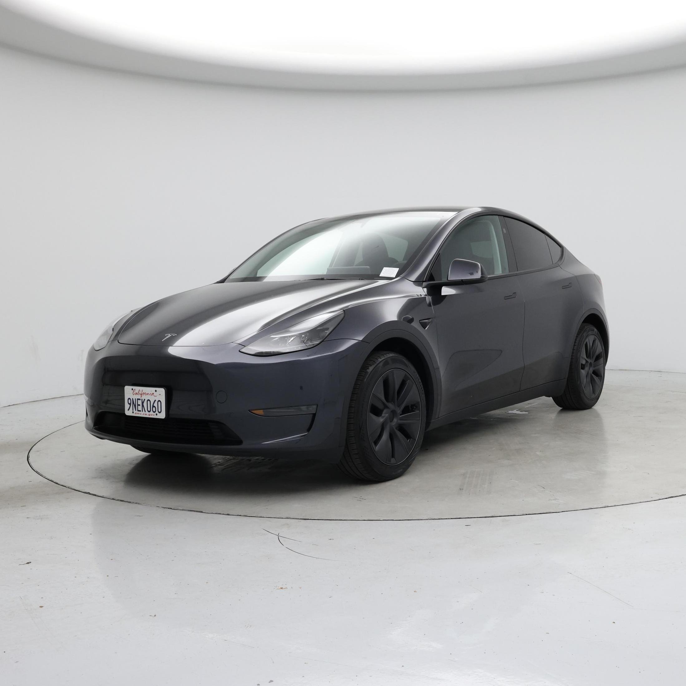 Thumbnail: 2024 Tesla Model Y - 4