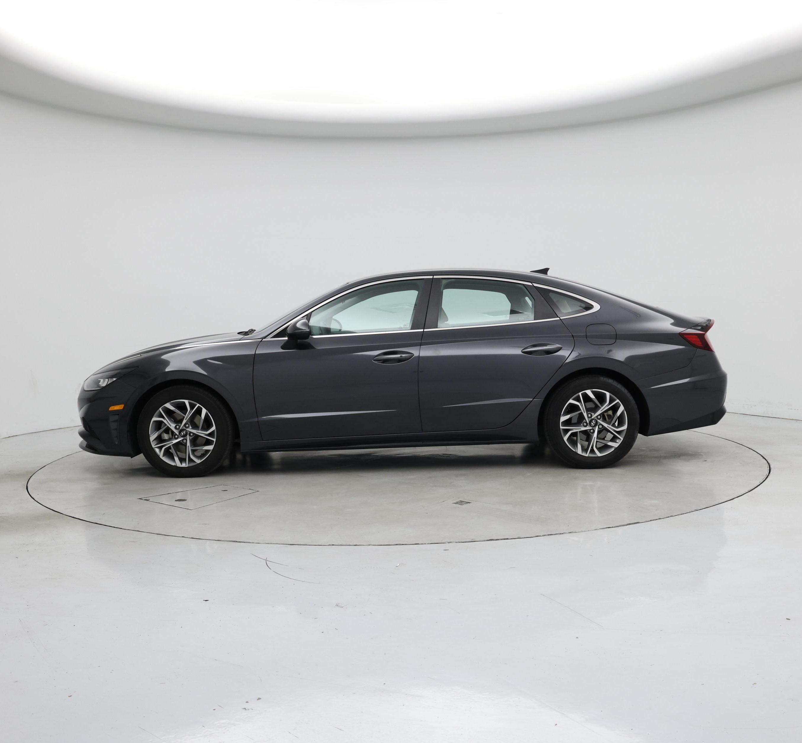 Thumbnail: 2020 Hyundai Sonata - 3