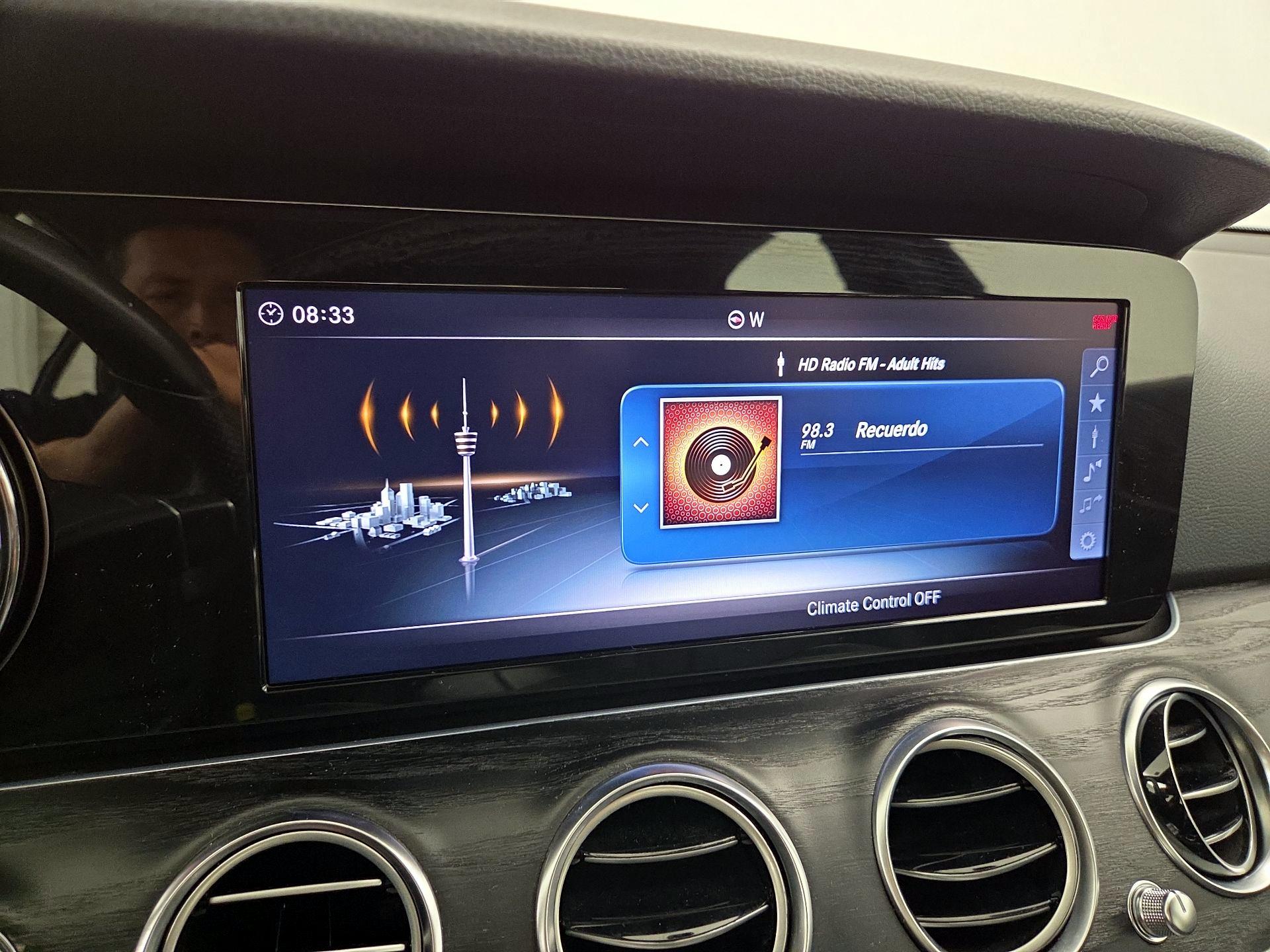 Thumbnail: 2018 Mercedes-Benz E-Class - 16