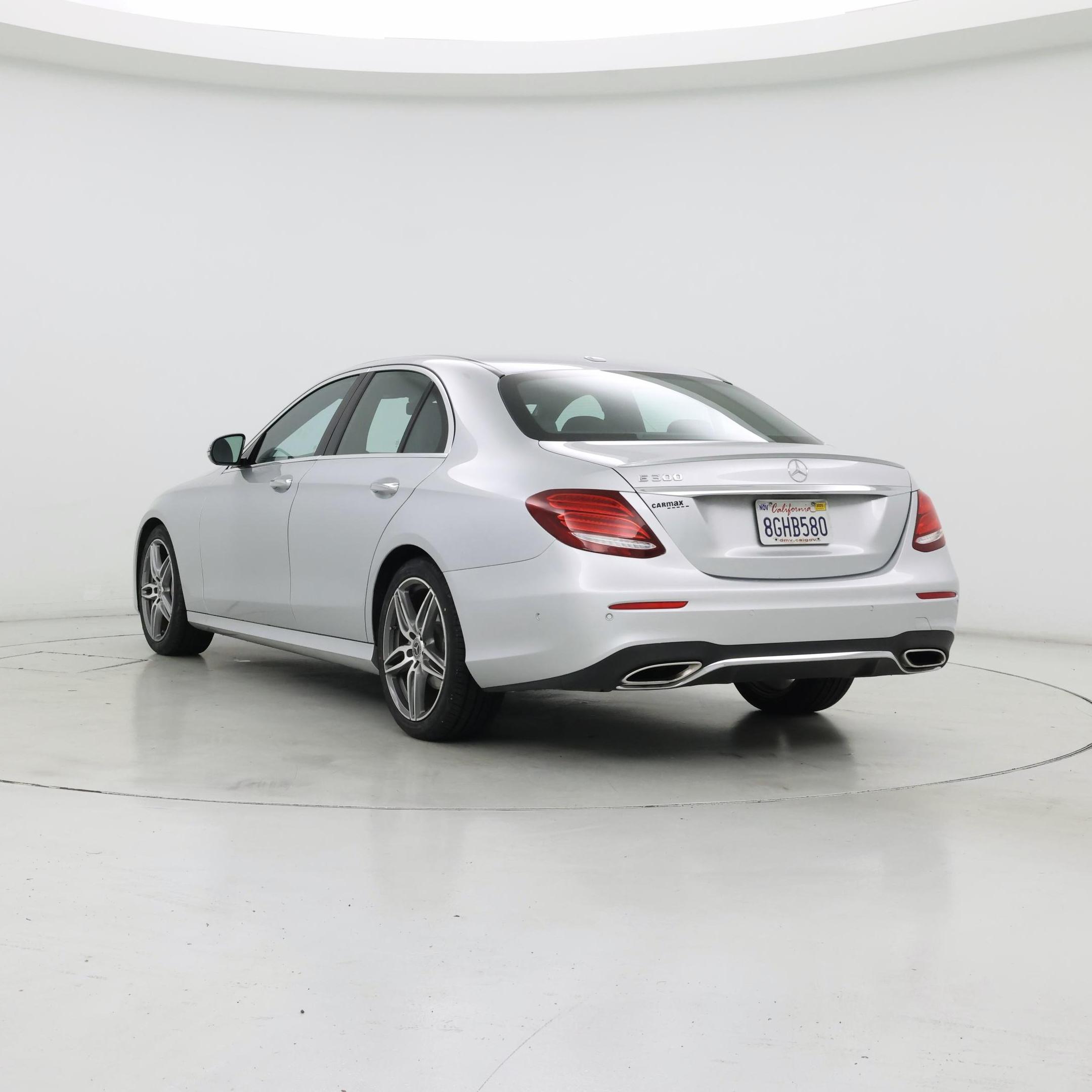 Thumbnail: 2018 Mercedes-Benz E-Class - 2