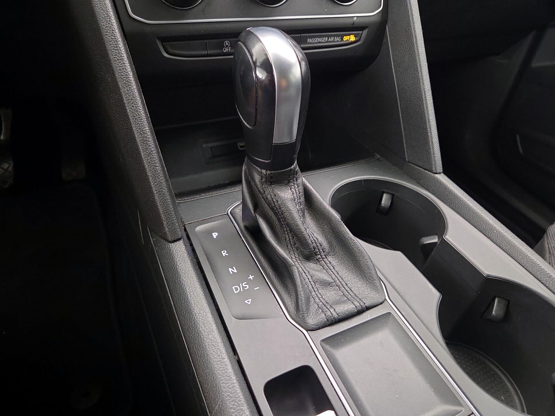 Thumbnail: 2018 Volkswagen Atlas - 17