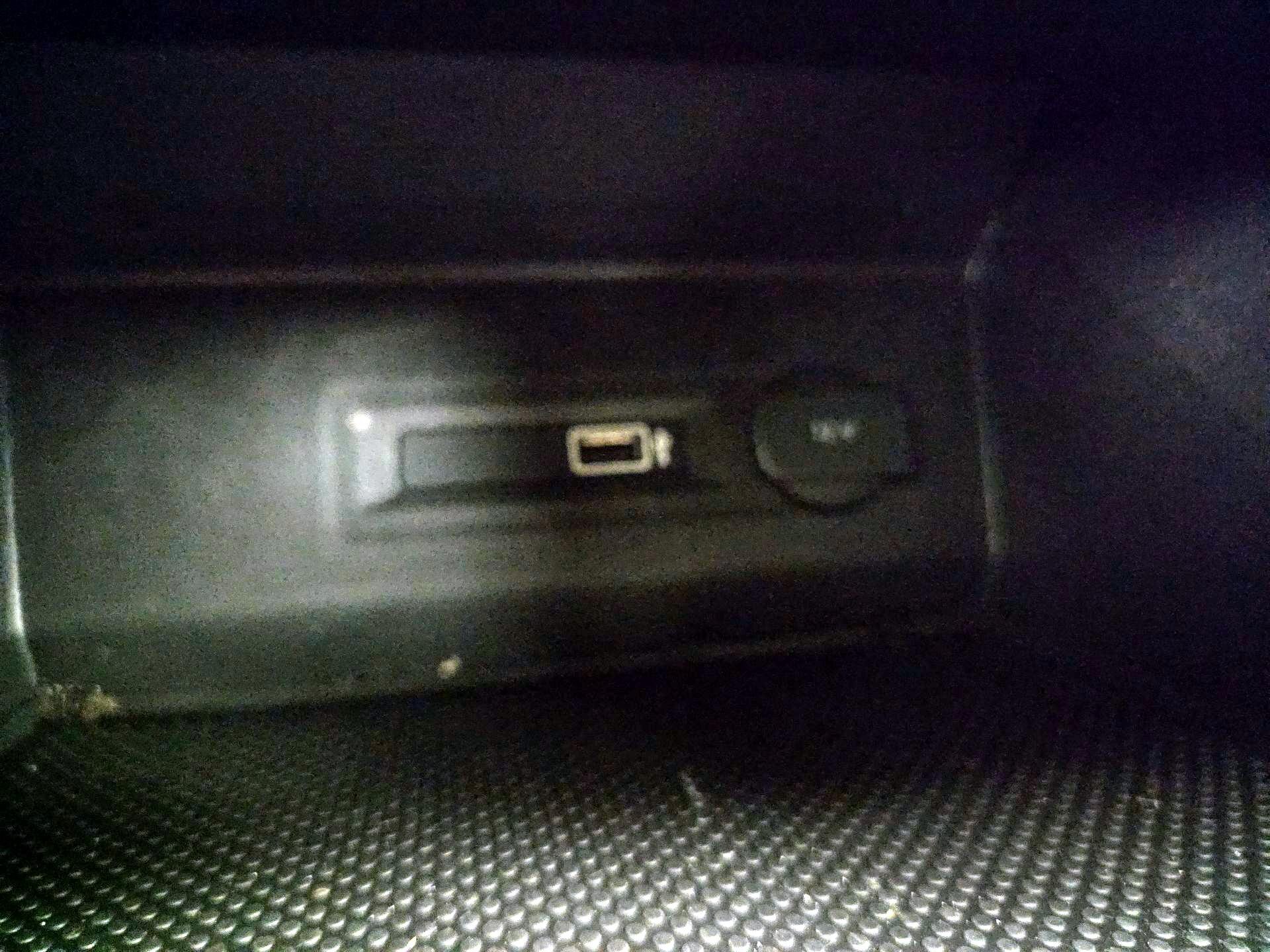 Thumbnail: 2018 Volkswagen Atlas - 18