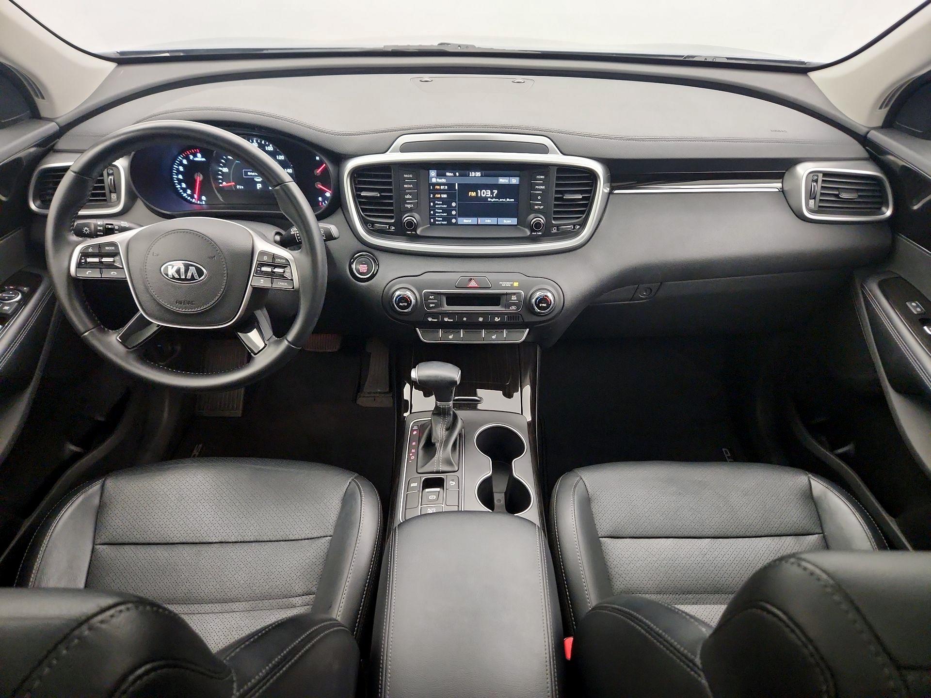 Thumbnail: 2020 Kia Sorento - 9