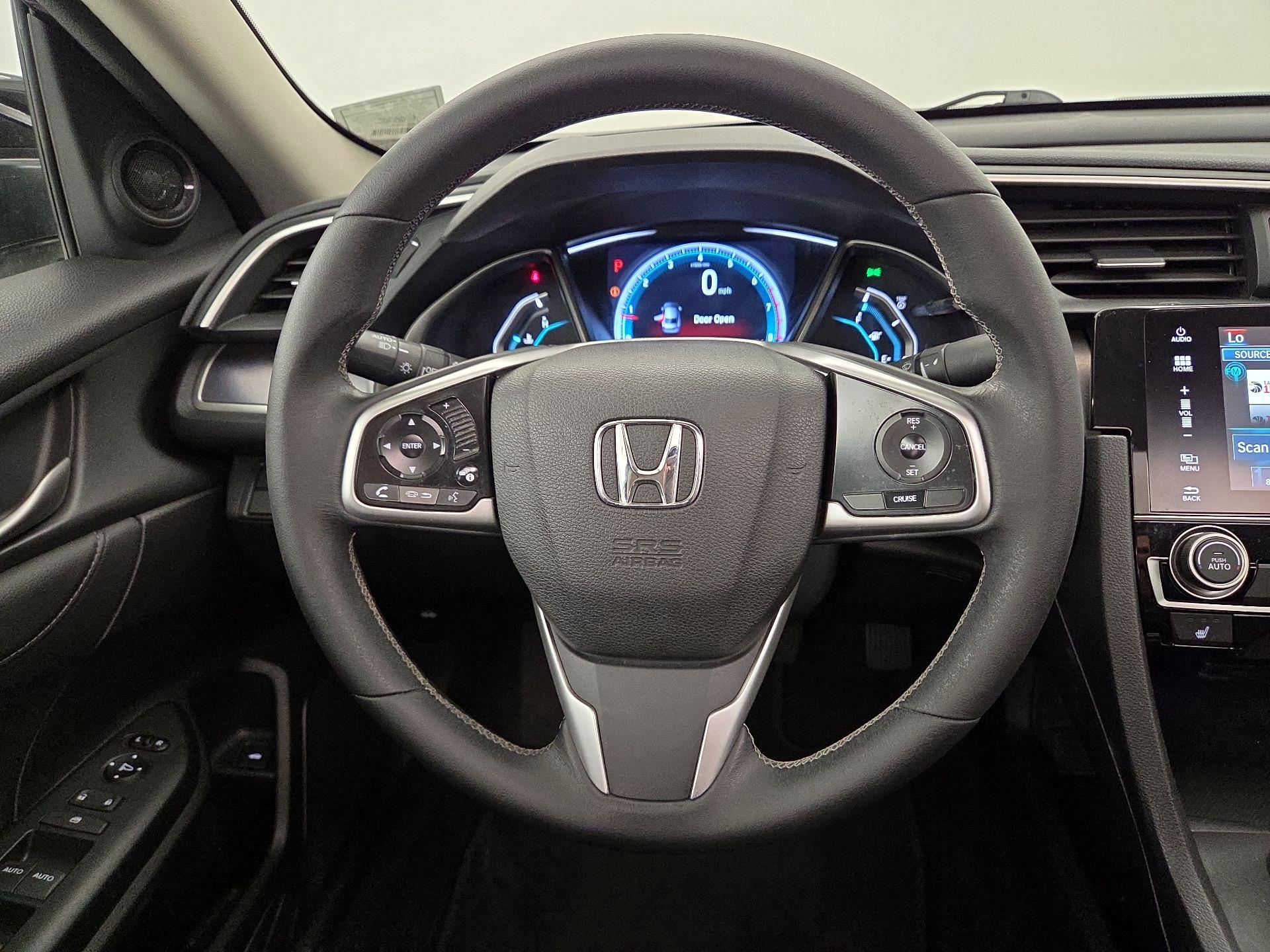 Thumbnail: 2016 Honda Civic - 10
