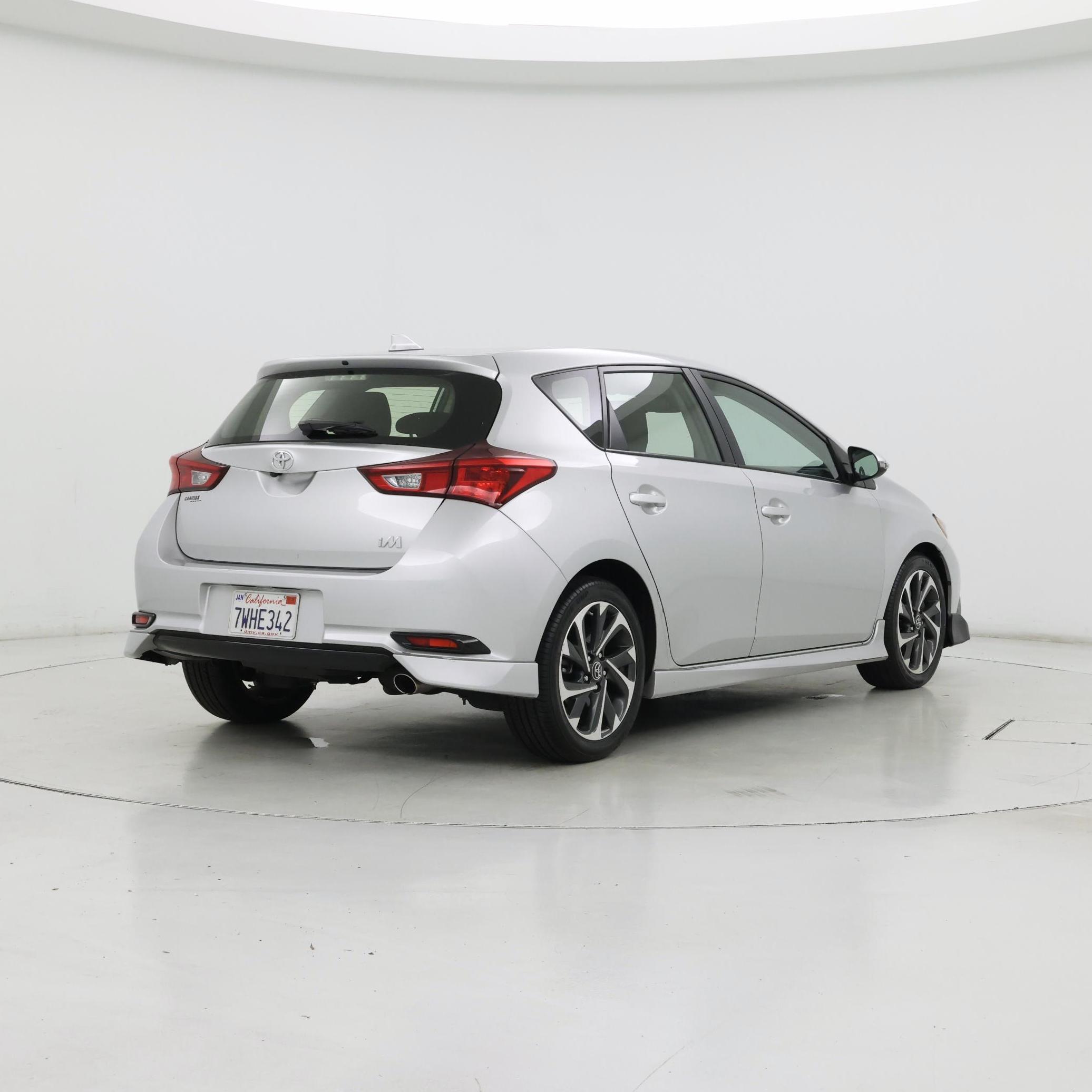 Thumbnail: 2017 Toyota Corolla iM - 8