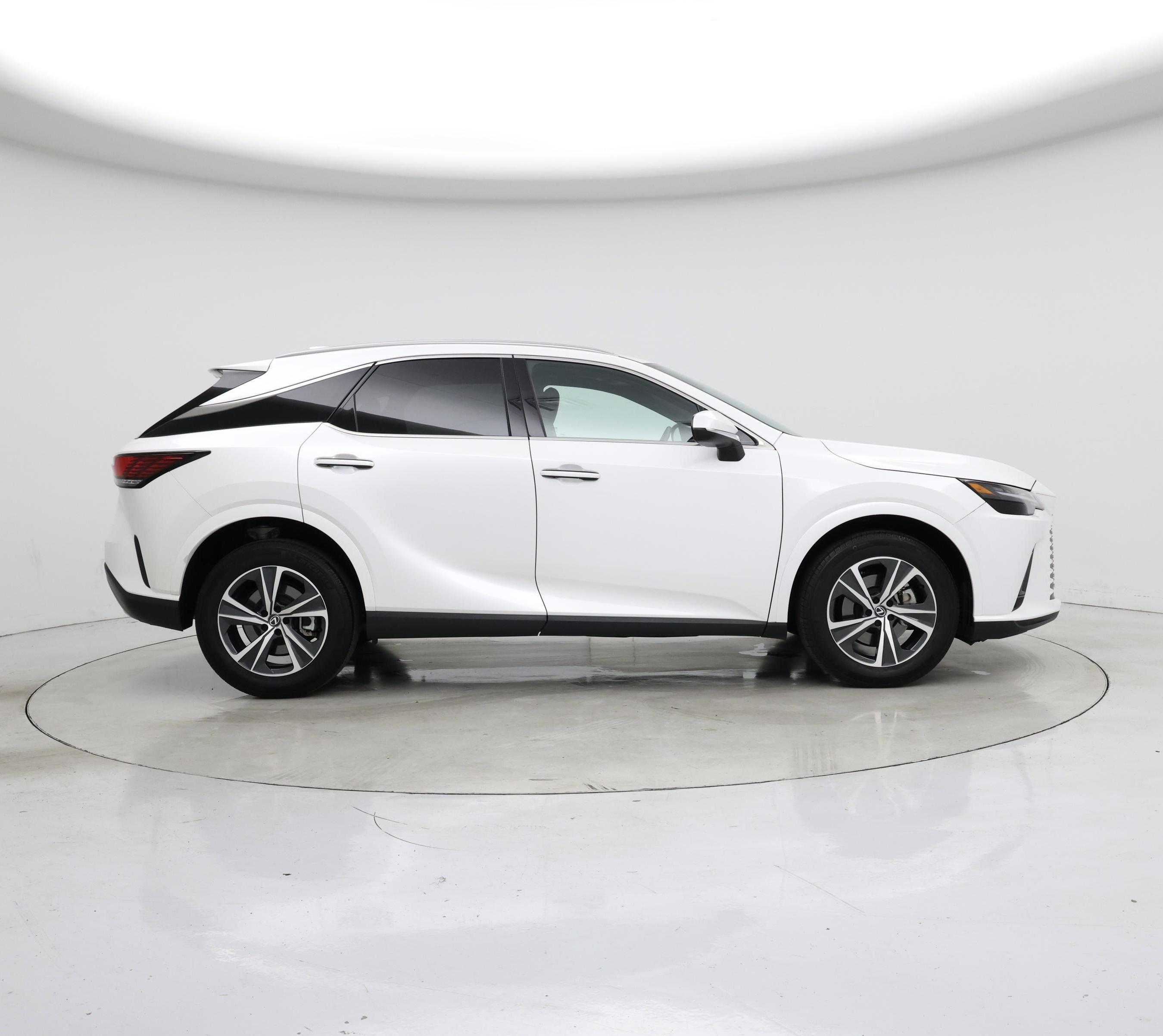 Thumbnail: 2023 Lexus RX - 7