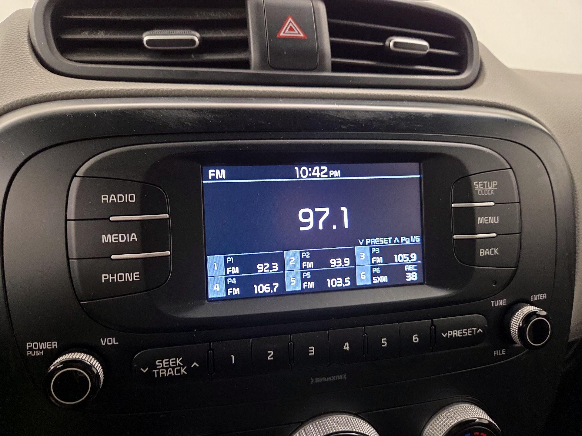 Thumbnail: 2018 Kia Soul - 14