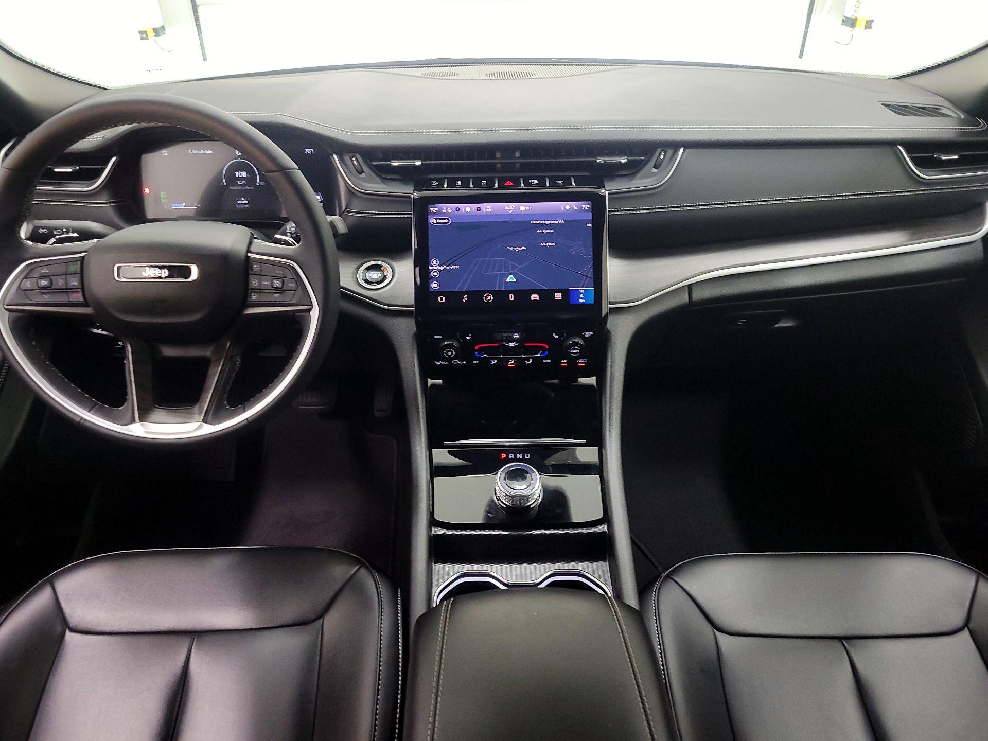 Thumbnail: 2024 Jeep Grand Cherokee - 9