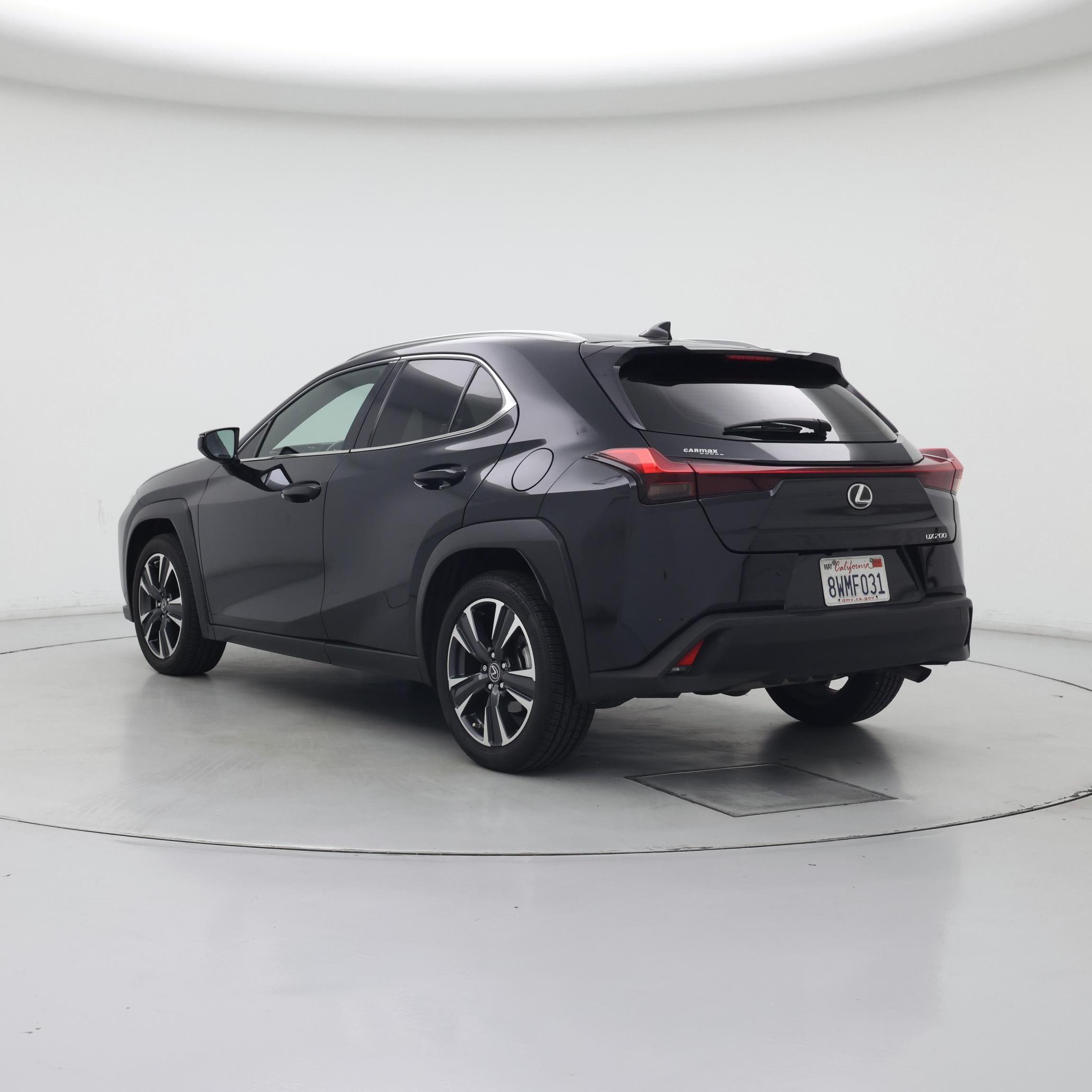 Thumbnail: 2021 Lexus UX - 2