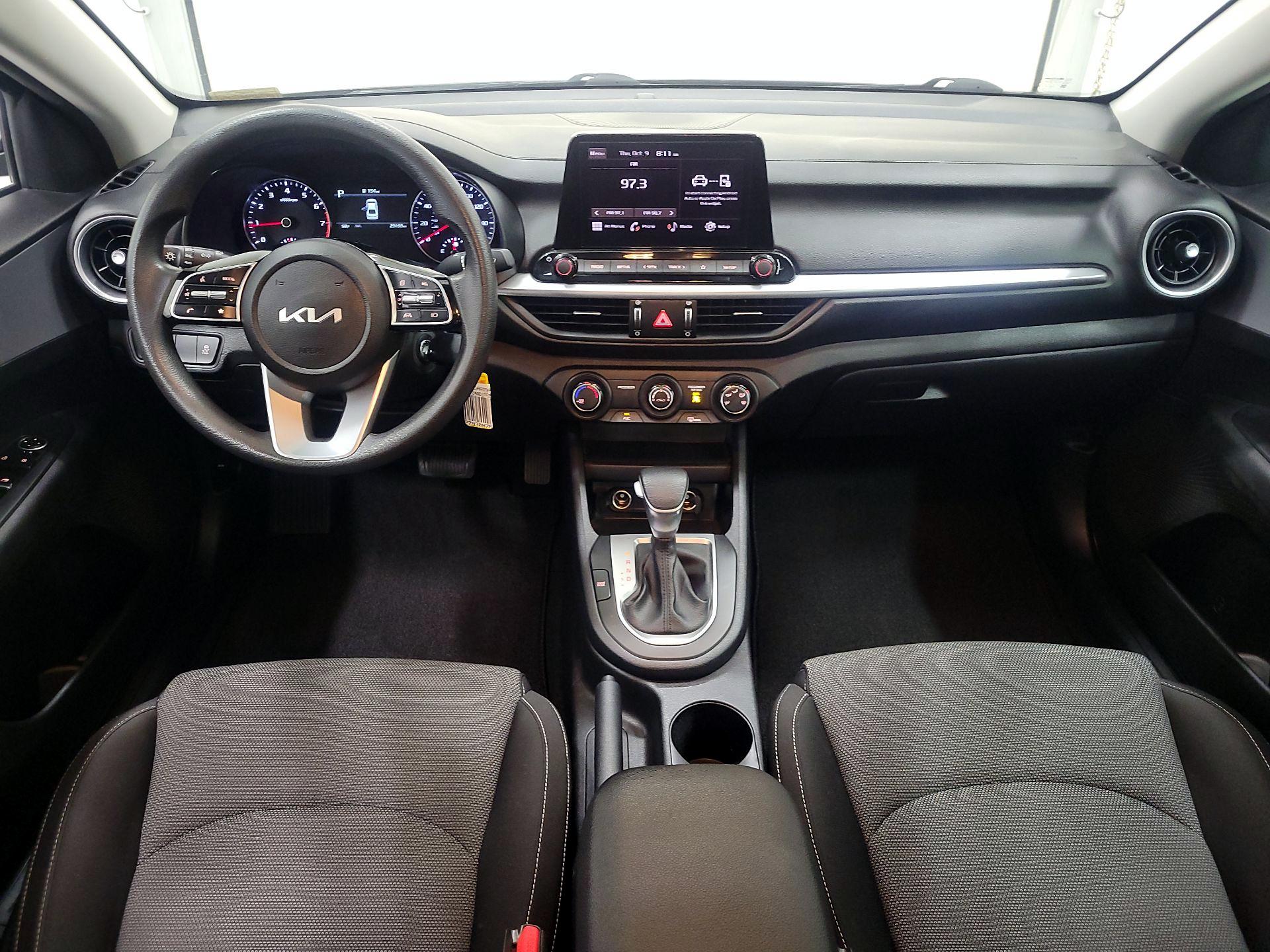 Thumbnail: 2023 Kia Forte - 9