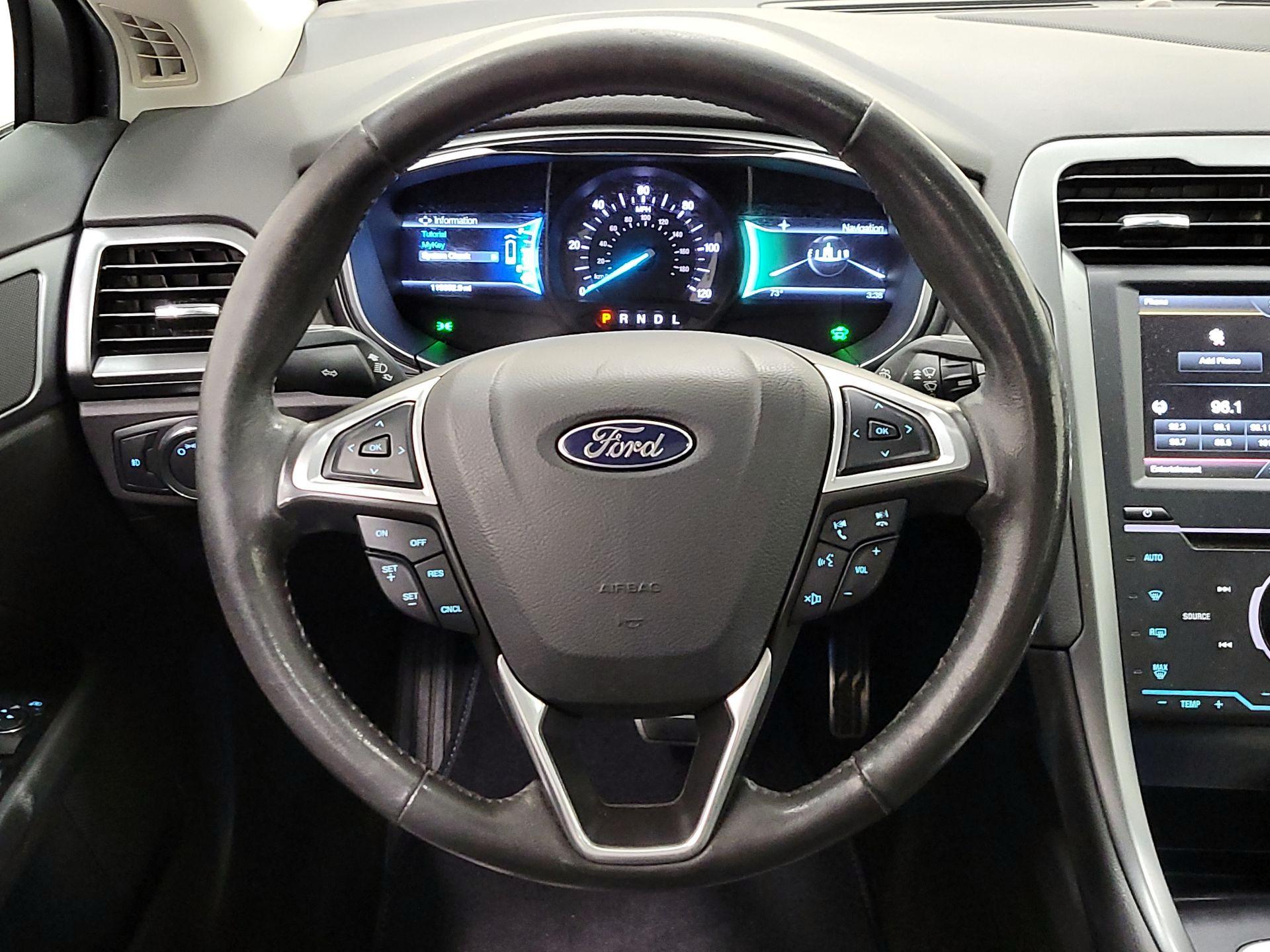 Thumbnail: 2014 Ford Fusion - 10