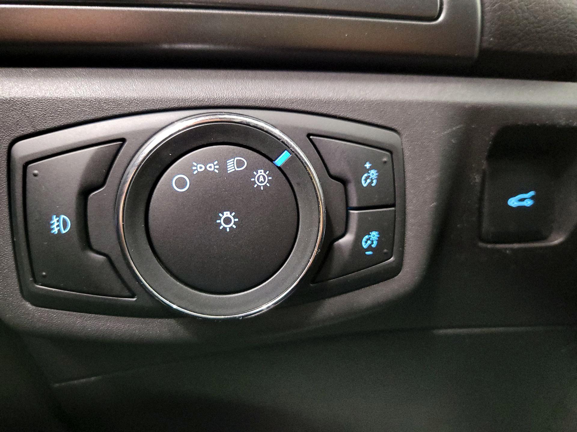 Thumbnail: 2014 Ford Fusion - 13