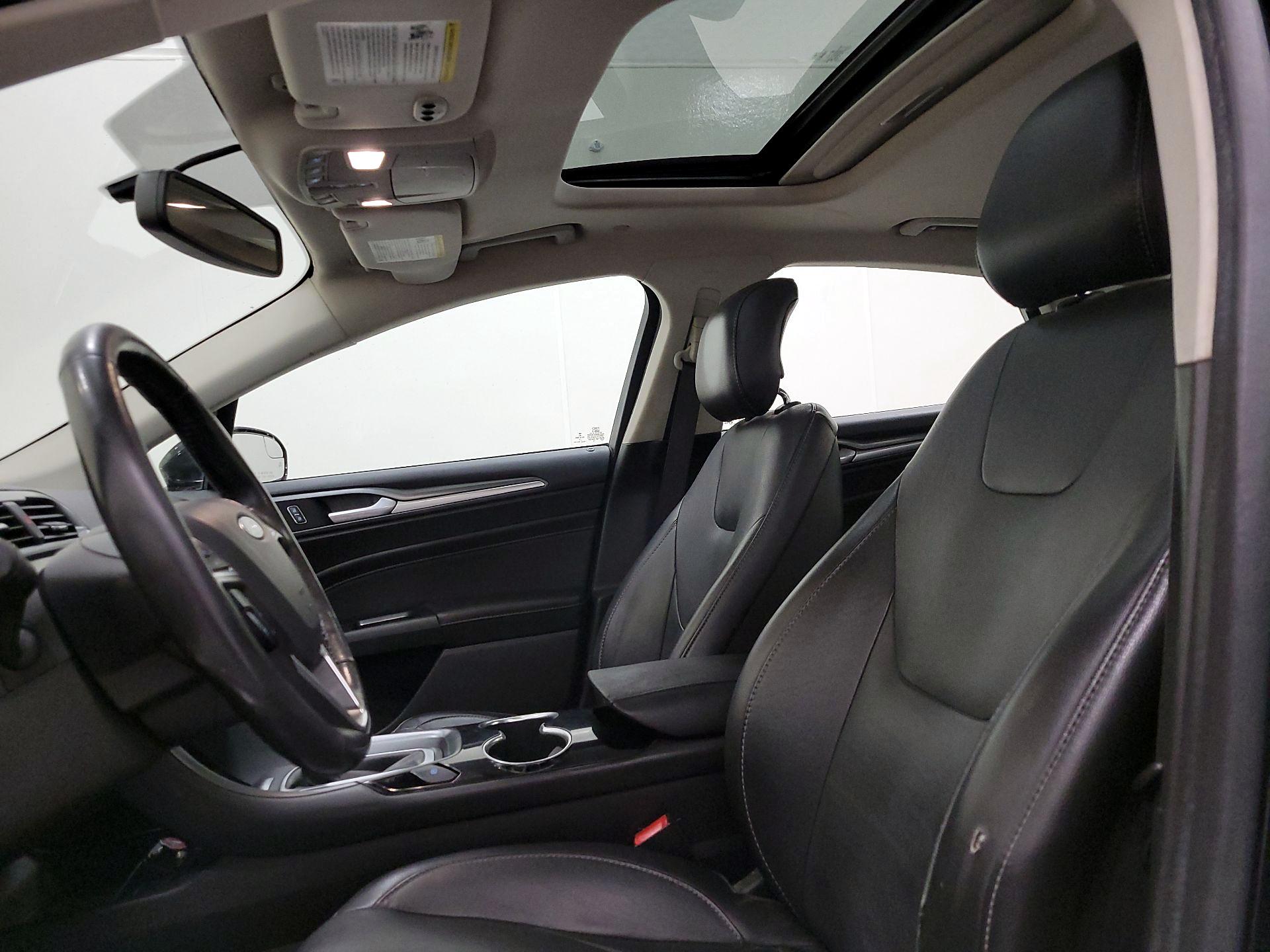 Thumbnail: 2014 Ford Fusion - 19