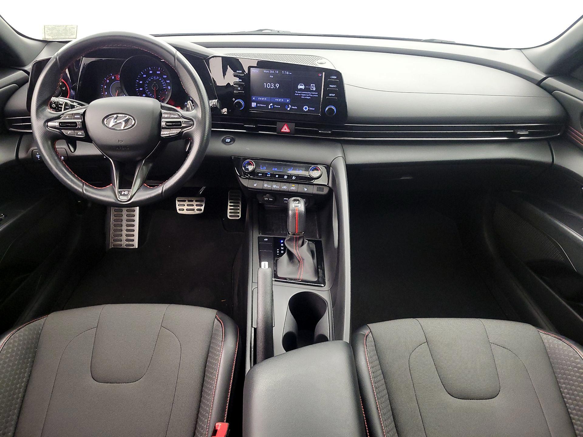 Thumbnail: 2022 Hyundai Elantra - 9