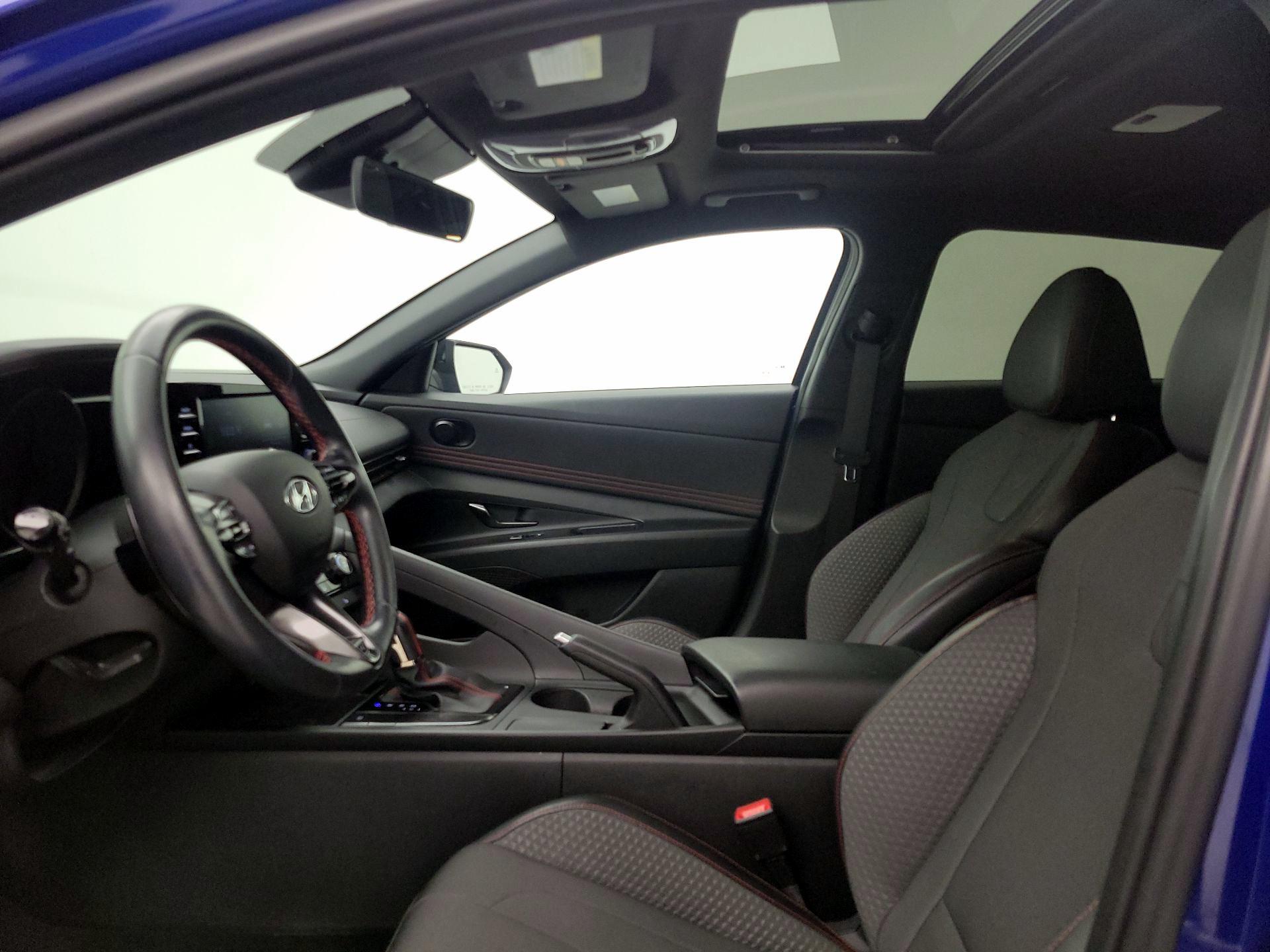 Thumbnail: 2022 Hyundai Elantra - 19