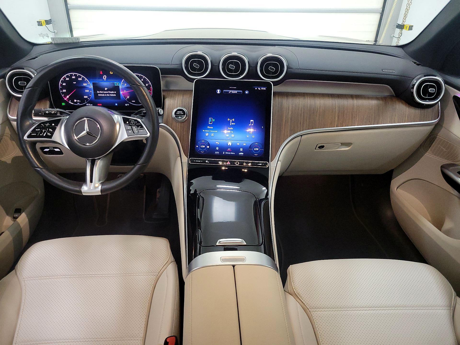 Thumbnail: 2024 Mercedes-Benz GLC - 9