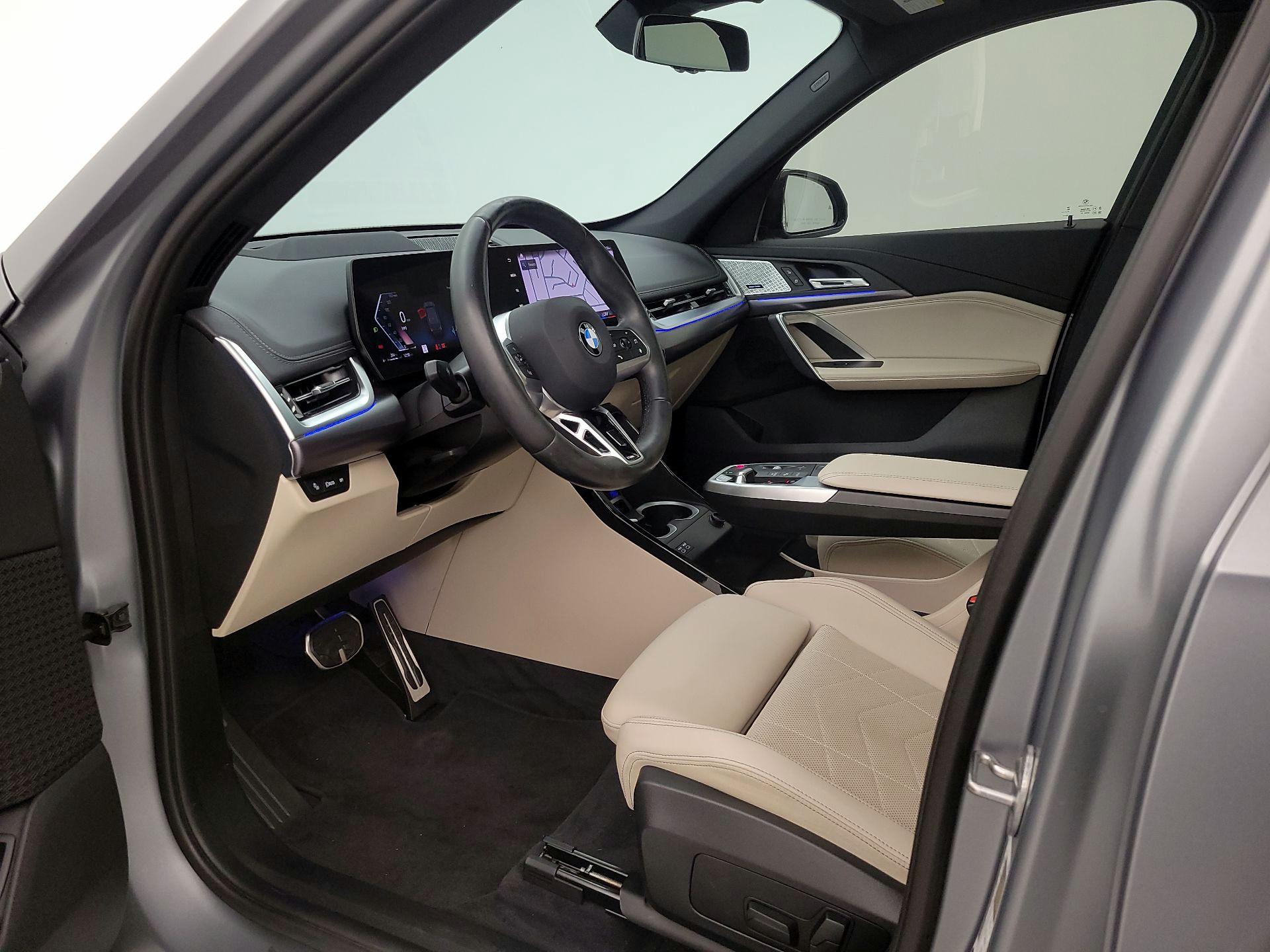 Thumbnail: 2023 BMW X1 - 11