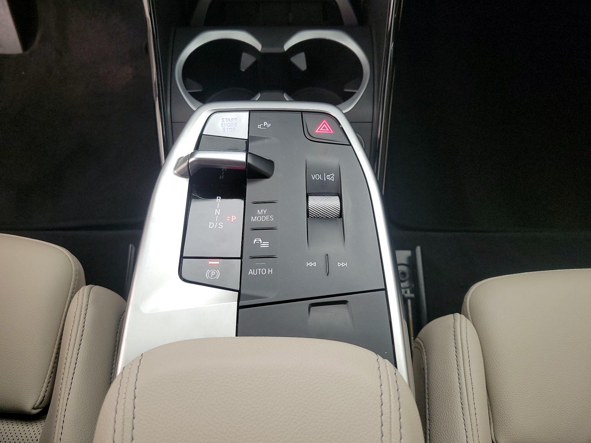 Thumbnail: 2023 BMW X1 - 18