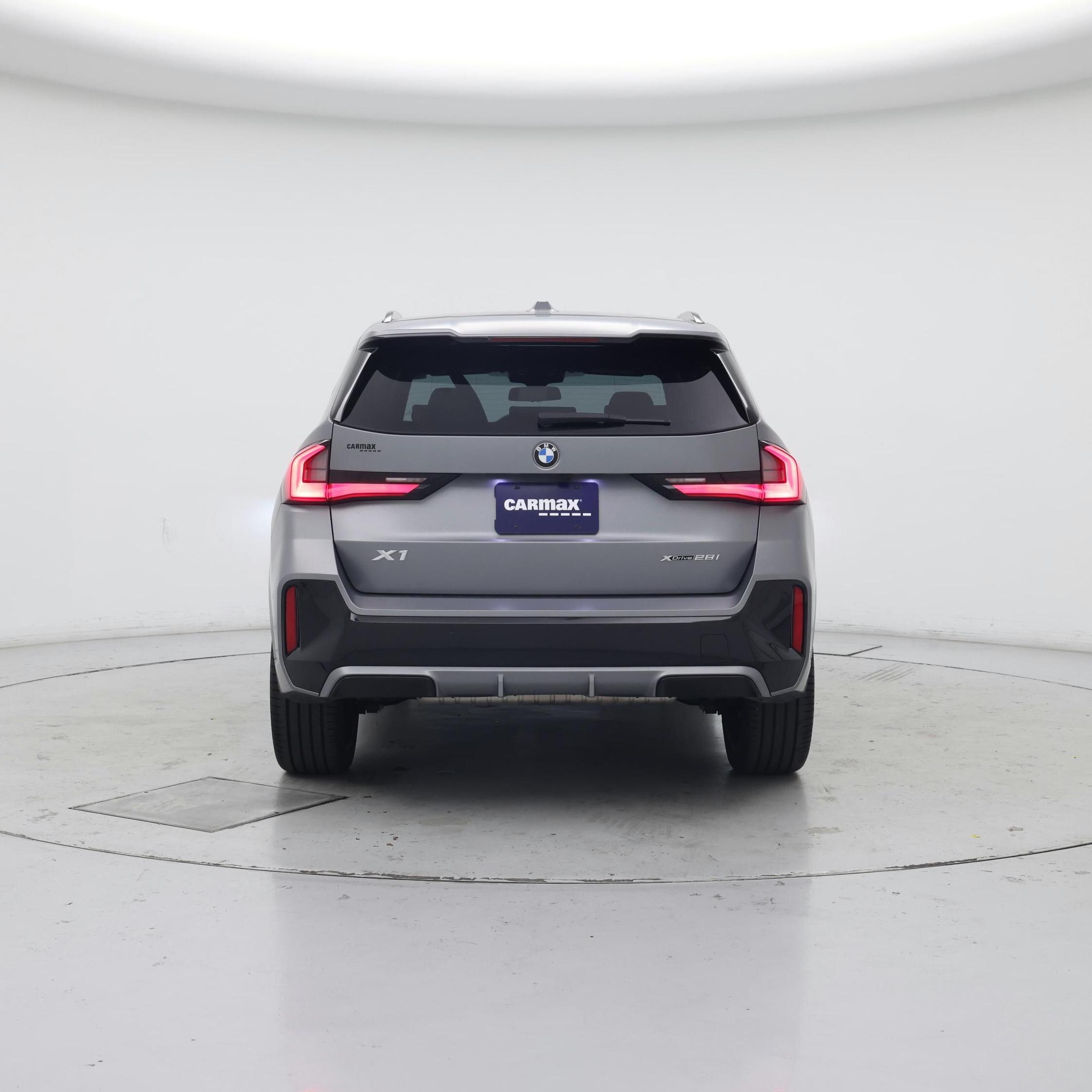 Thumbnail: 2023 BMW X1 - 6