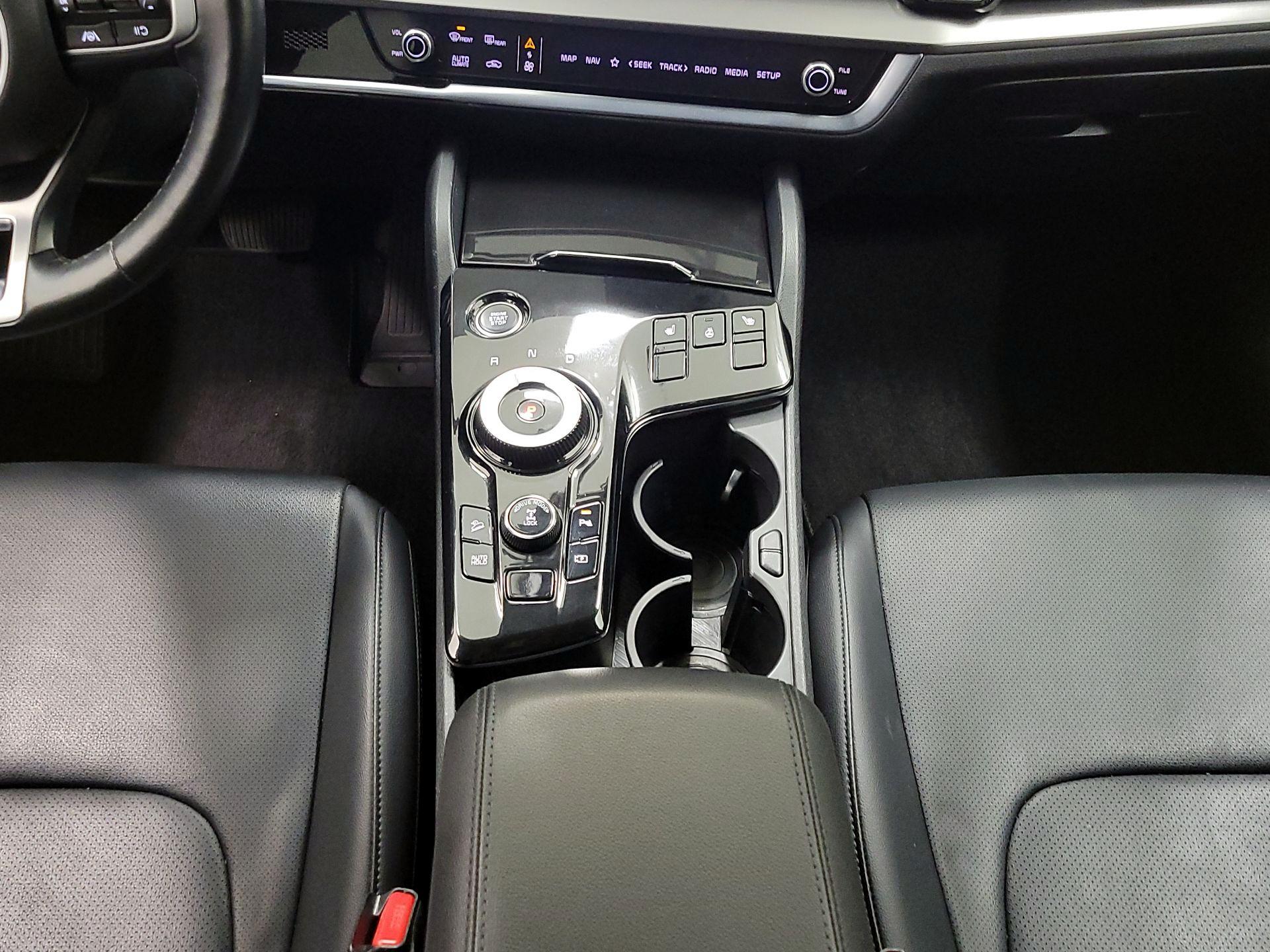 Thumbnail: 2023 Kia Sportage - 18