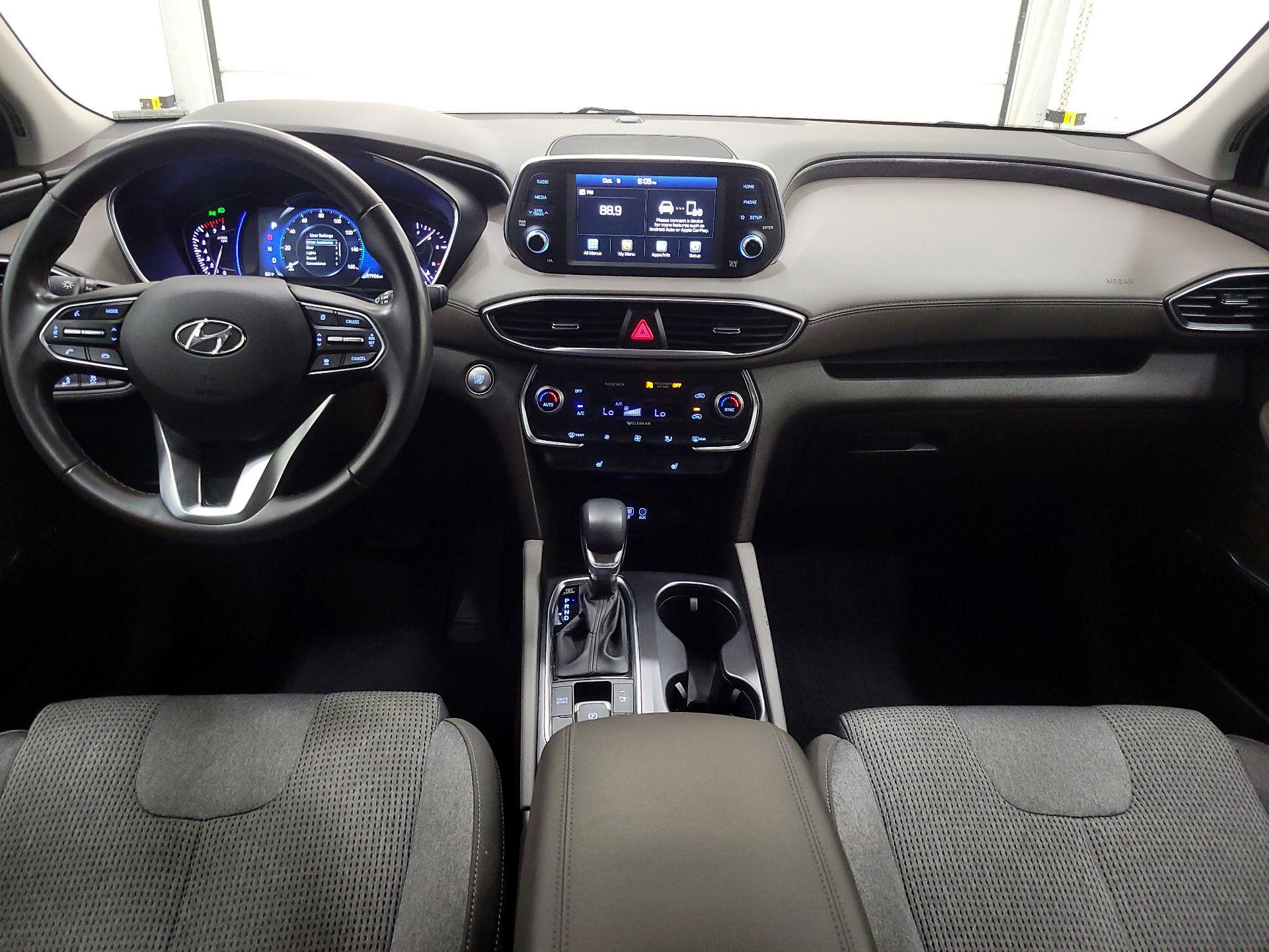 Thumbnail: 2019 Hyundai Santa Fe - 9